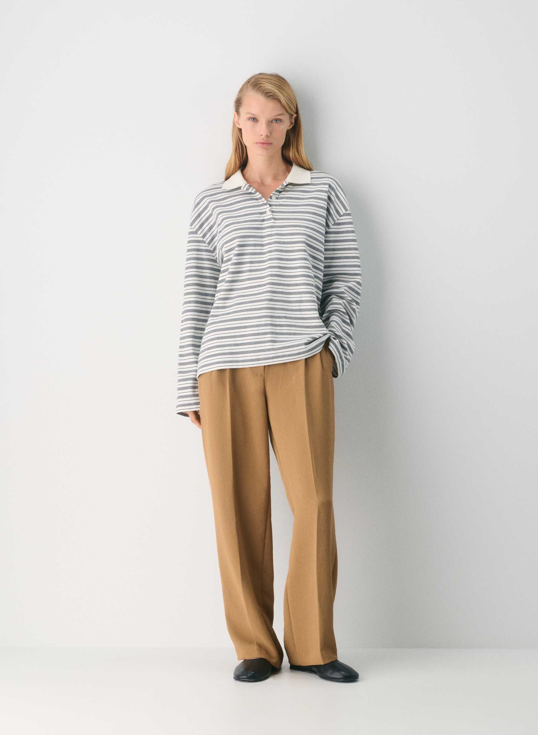 Aritzia The Effortless Pant%E2%84%A2 — photo 1