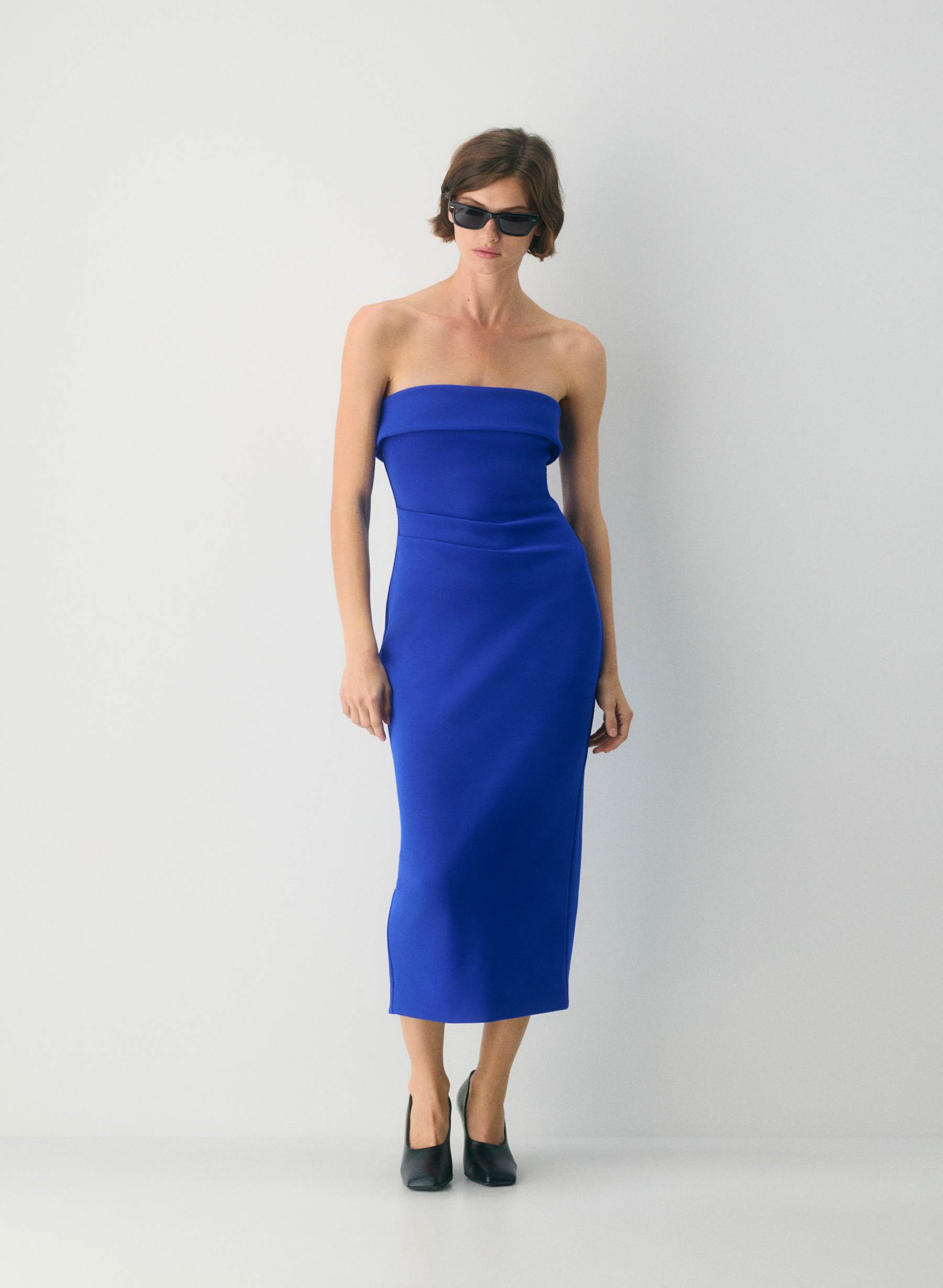Babaton FigureKnit™ Eyecatcher Dress — photo 1