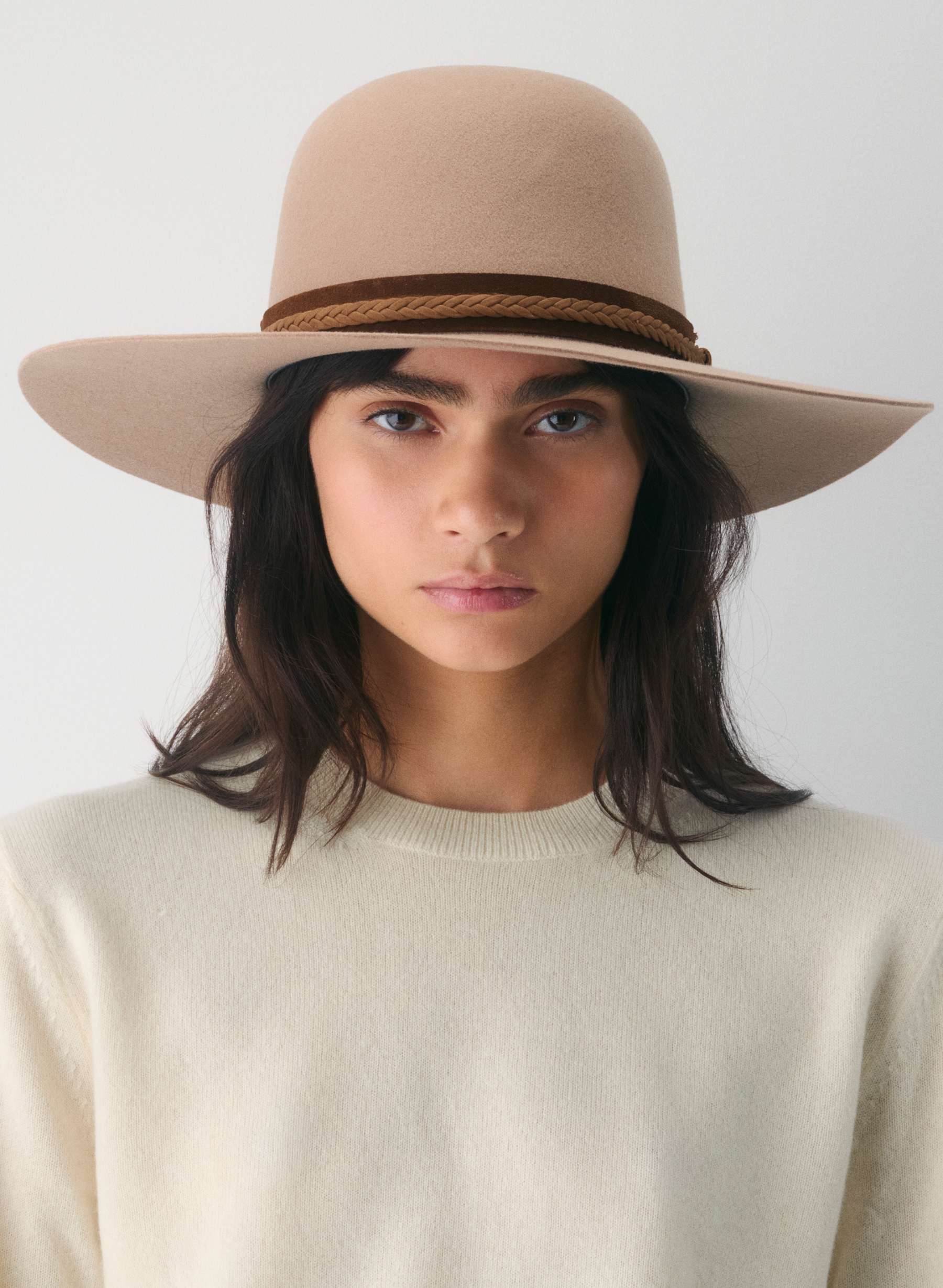 Aritzia Rove Wool Fedora — photo 1