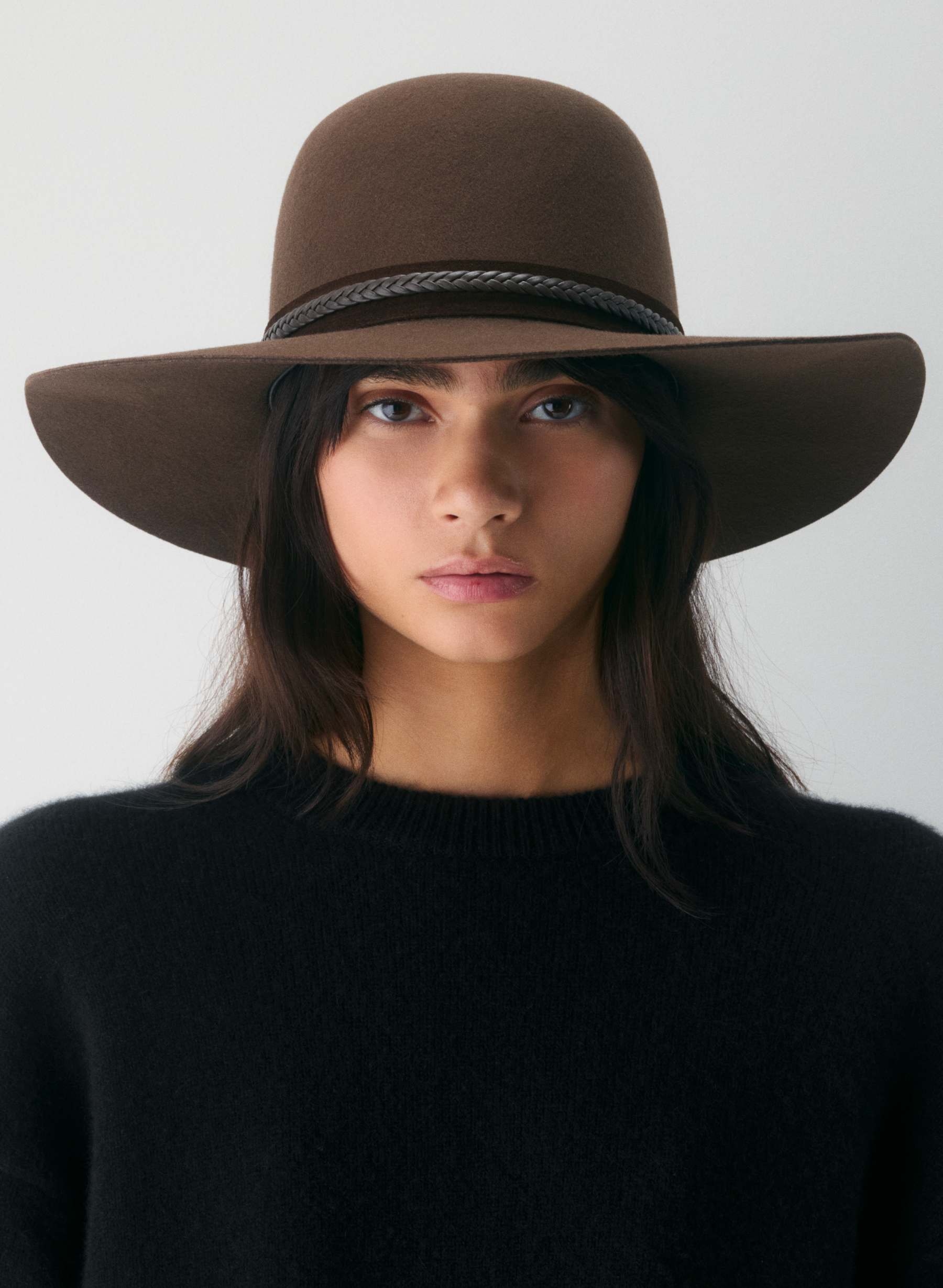 Aritzia Rove Wool Fedora — photo 1