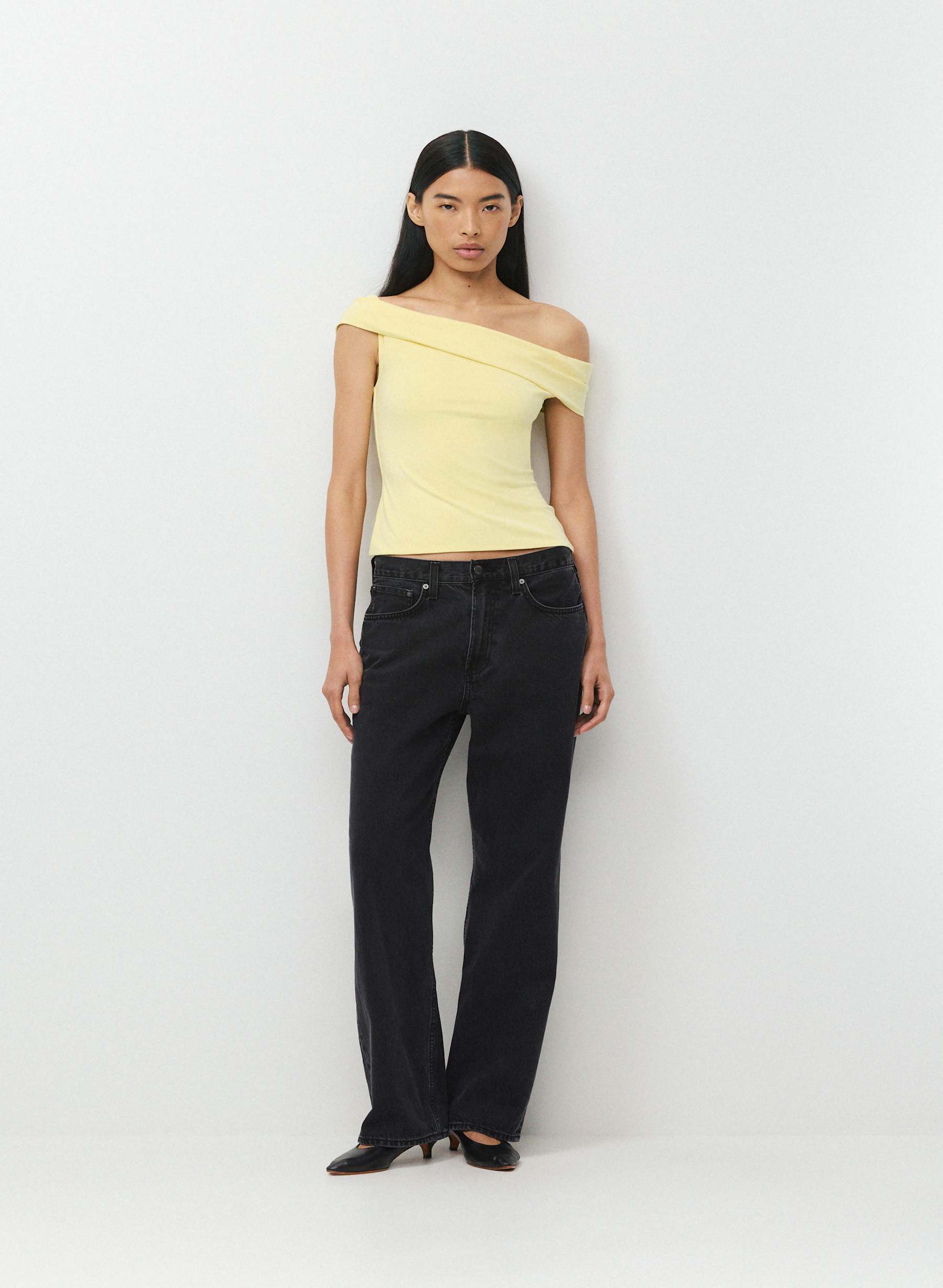 Aritzia Casual Contour Ravish Top — photo 1