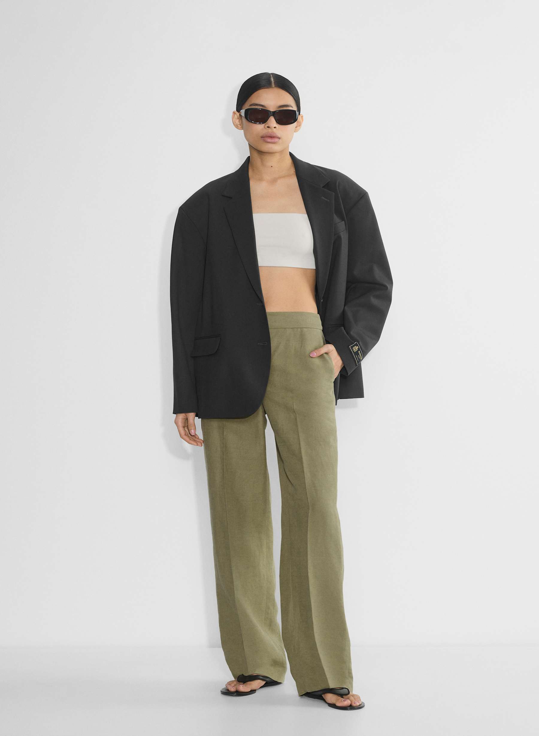 Aritzia The Limitless Pant%E2%84%A2 — photo 1