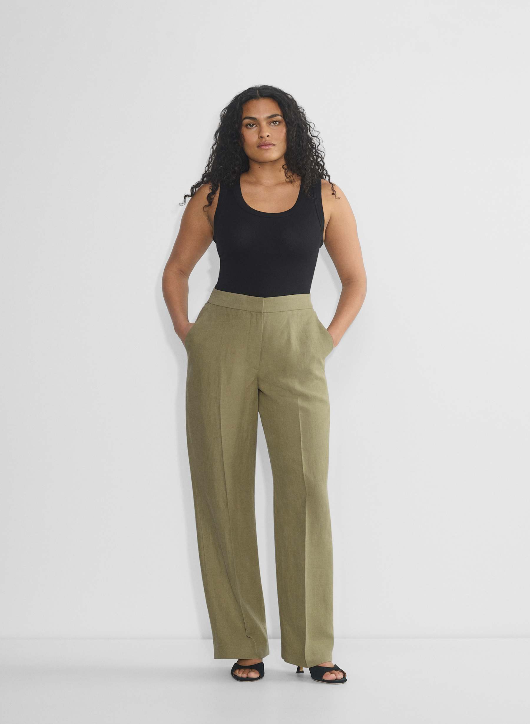 Aritzia The Limitless Pant™ Curve-Fit — photo 1