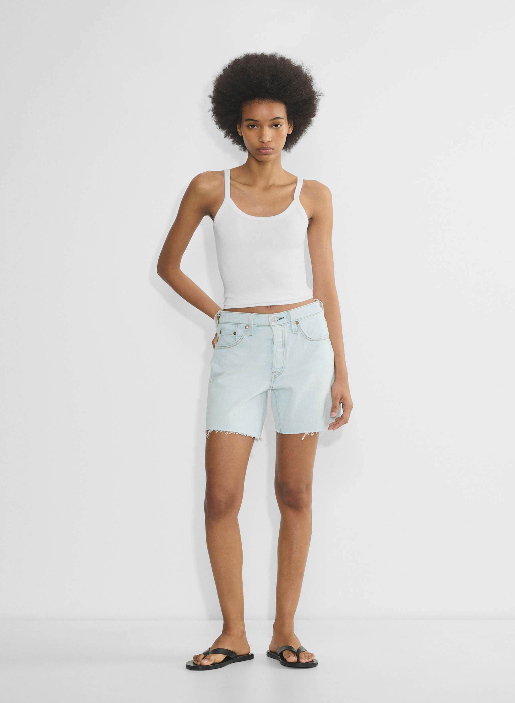 Levi's 501 Mid Thigh Jean Short — photo 1