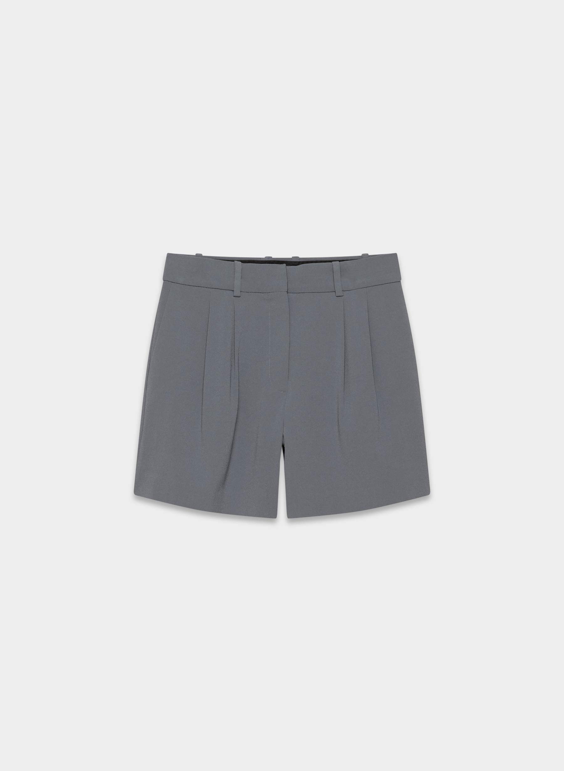 Babaton Pleated Mid Thigh Short — photo 1