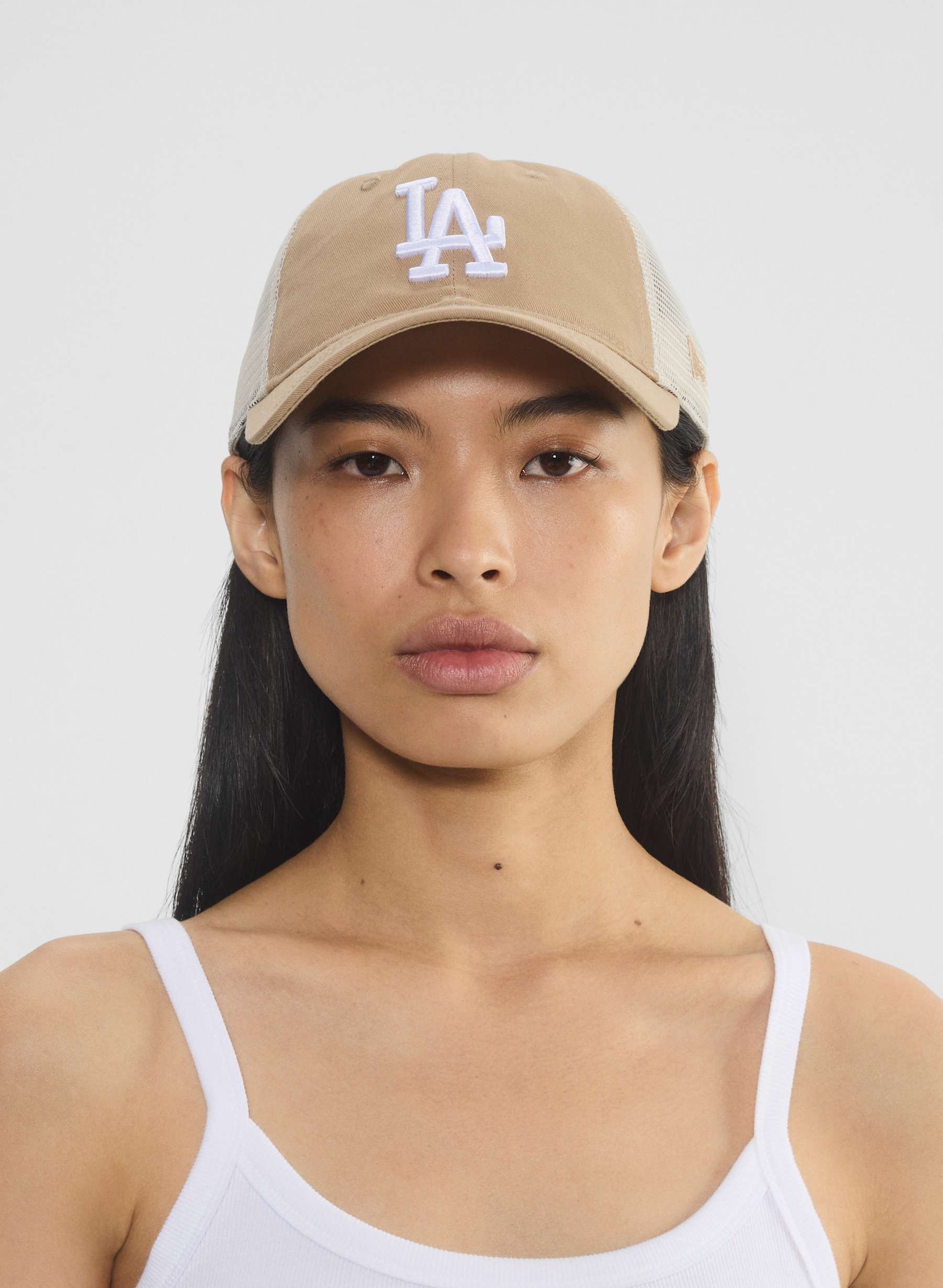 New Era Los Angeles Dodgers 9TWENTY Trucker Hat — photo 1