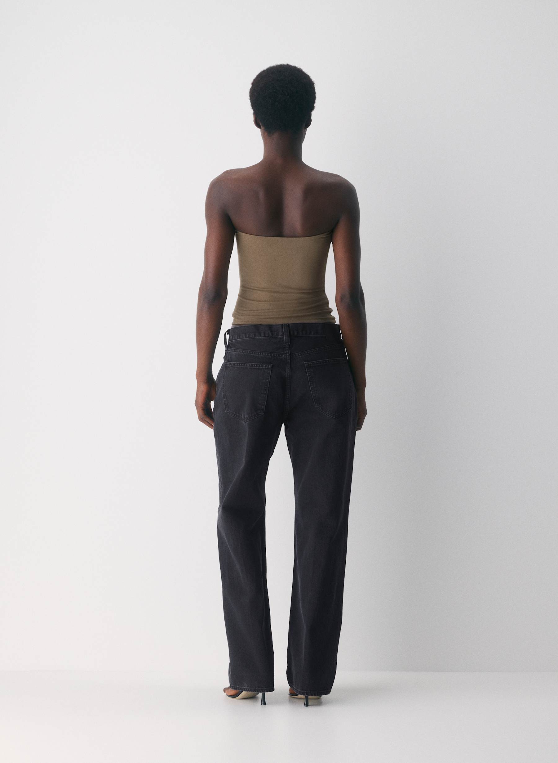 Aritzia Casual Contour Hi-Hip Tube Top — photo 7