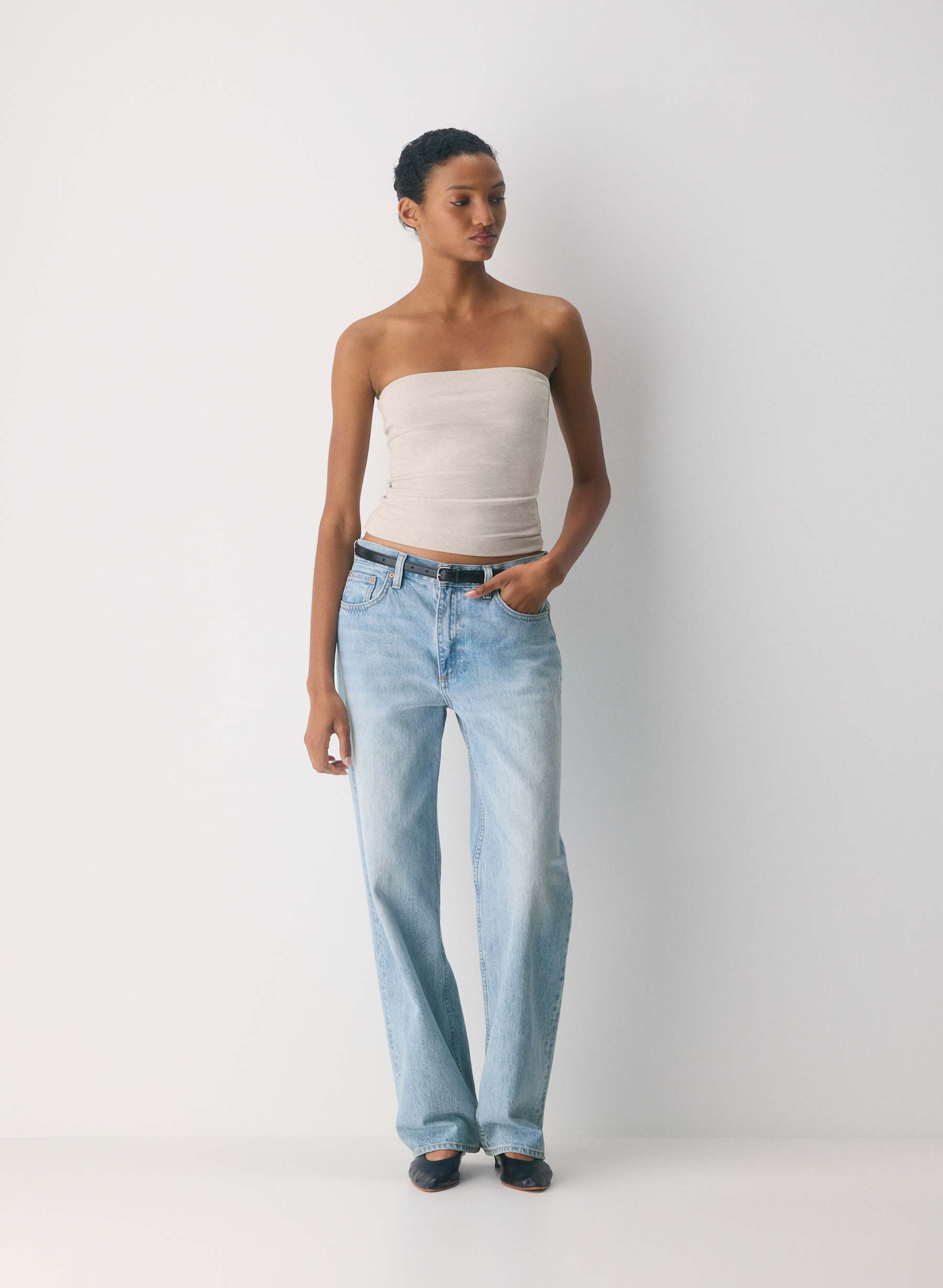 Aritzia Casual Contour Hi-Hip Tube Top — photo 1