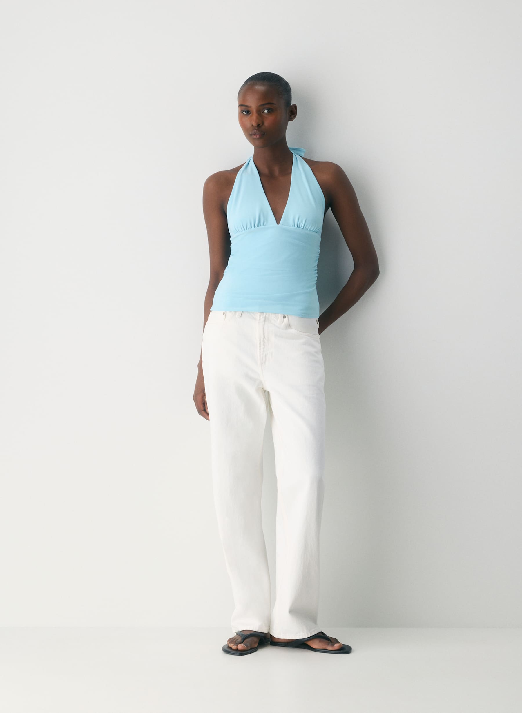 Aritzia Smooth Matter%E2%84%A2 Wylder Halter Top — photo 1