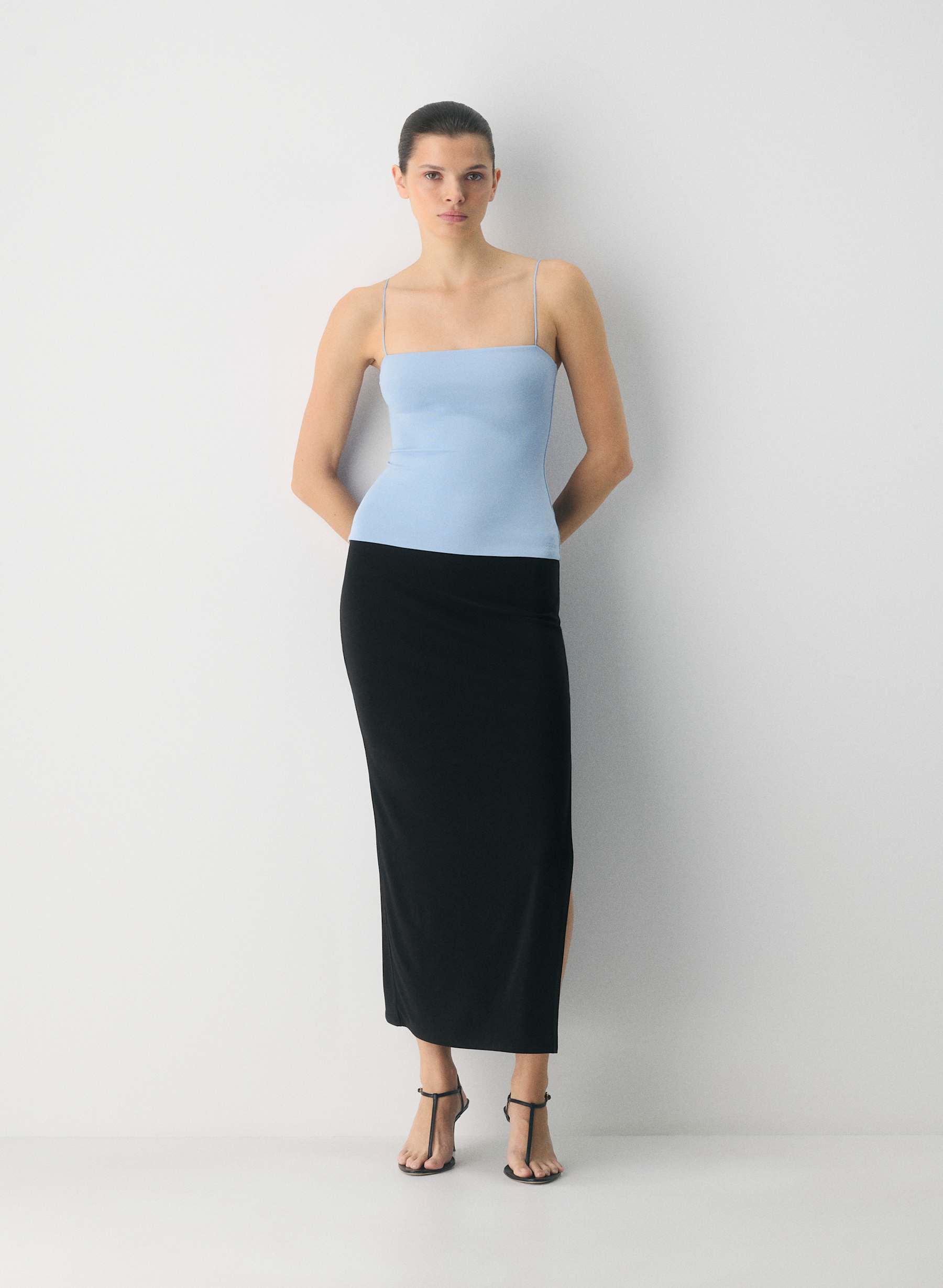 Aritzia Original Contour Hydra Camisole — photo 1