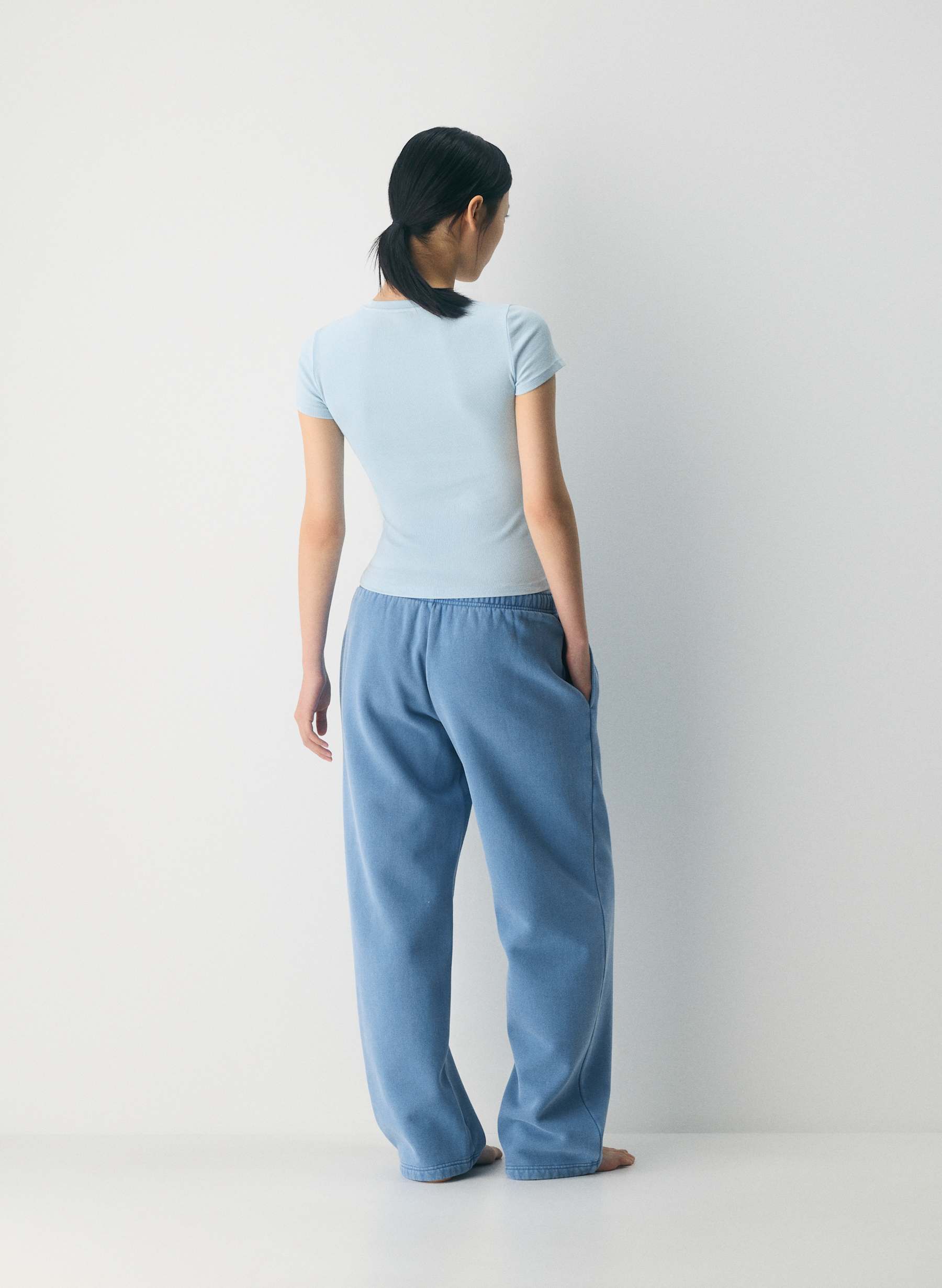 Aritzia Homestretch%E2%84%A2 Rib Tune T Shirt — photo 5