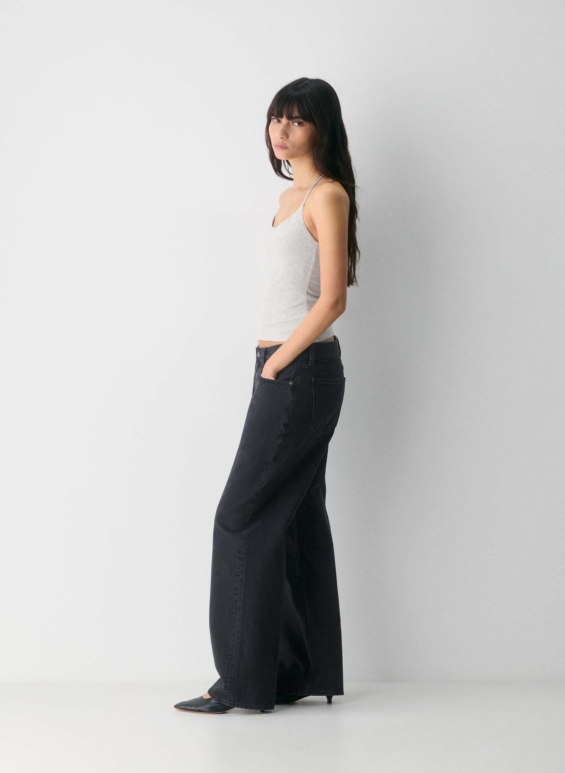 Aritzia Casual Contour Grace Halter Top — photo 8
