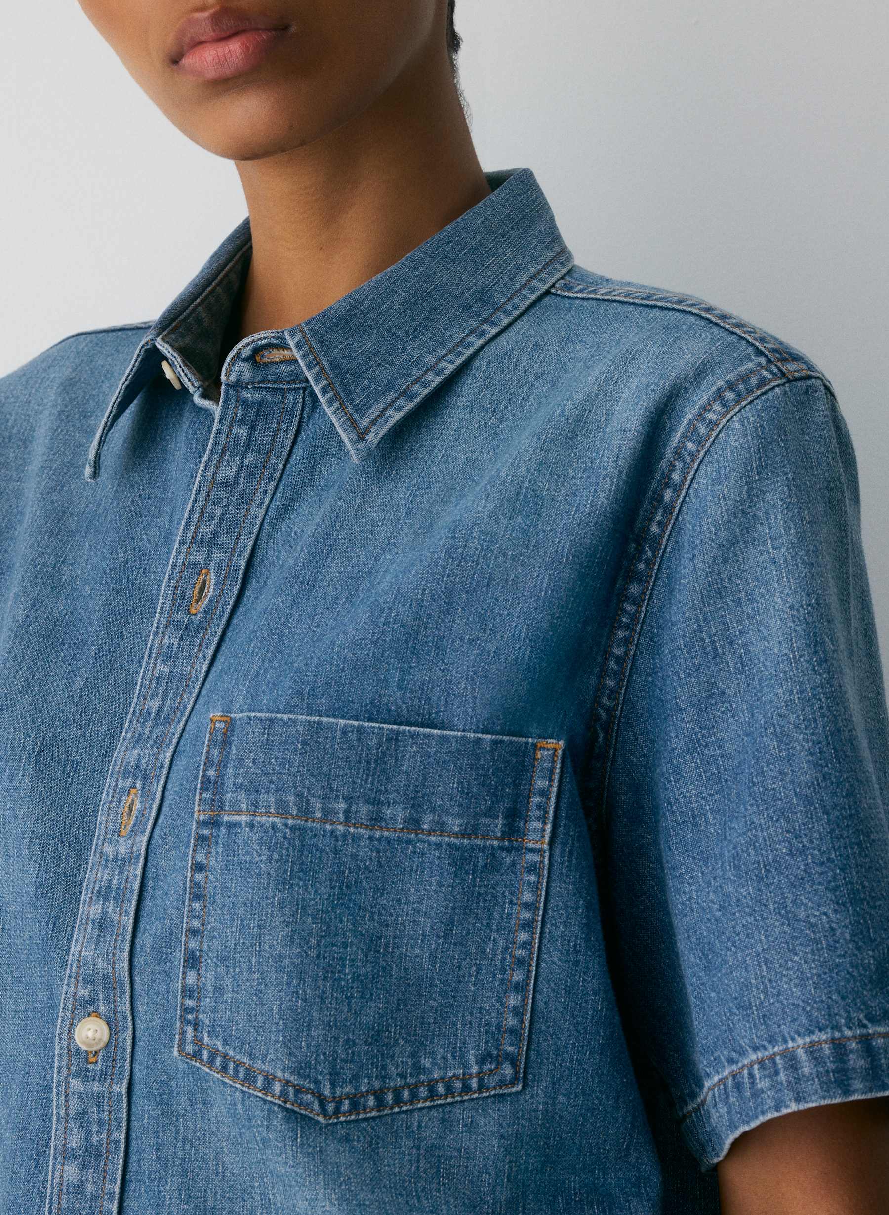 Denim Forum The %2790S Vintage Shortsleeve Denim Shirt — photo 4