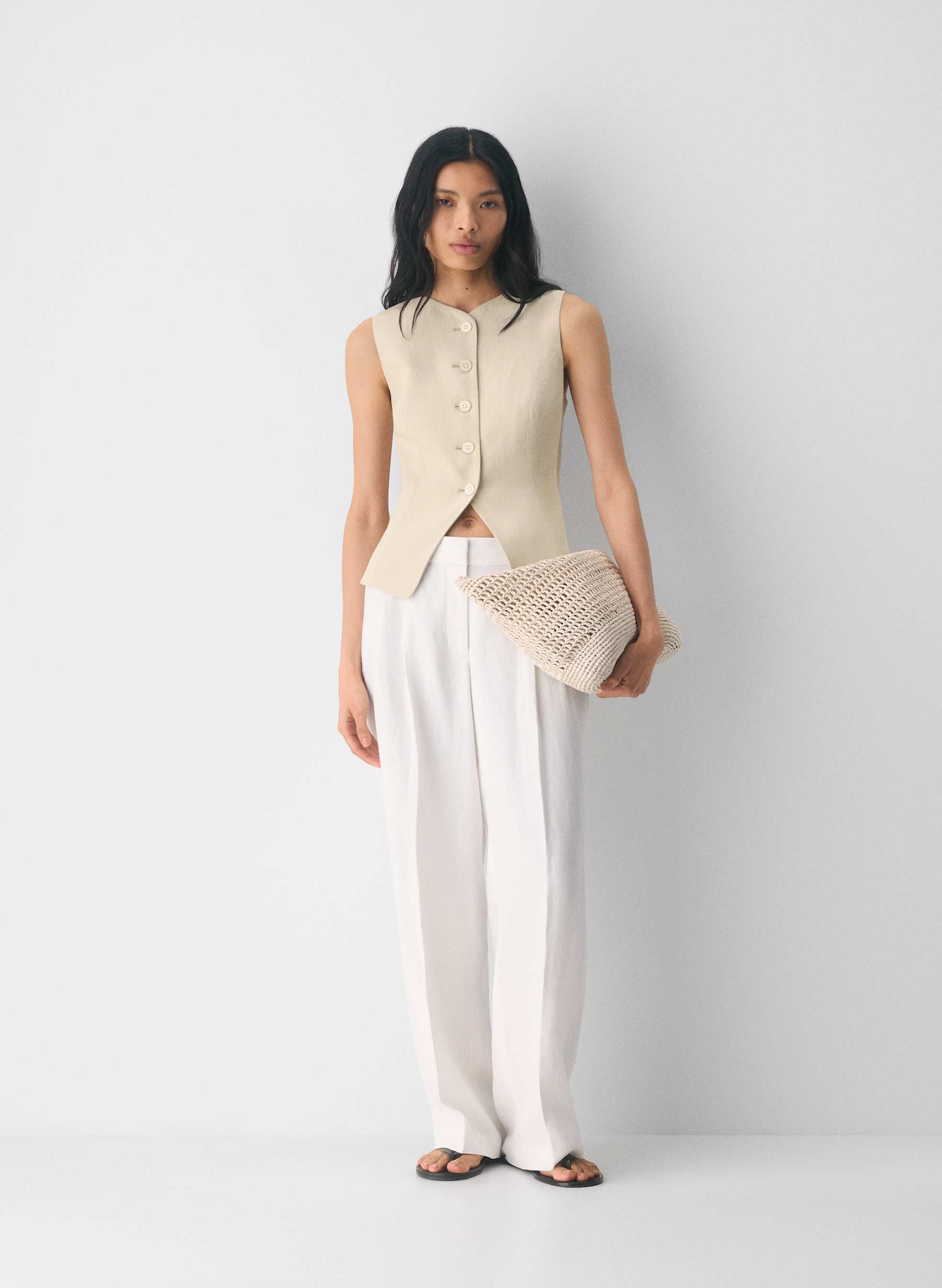 Aritzia Regal Vest — photo 1
