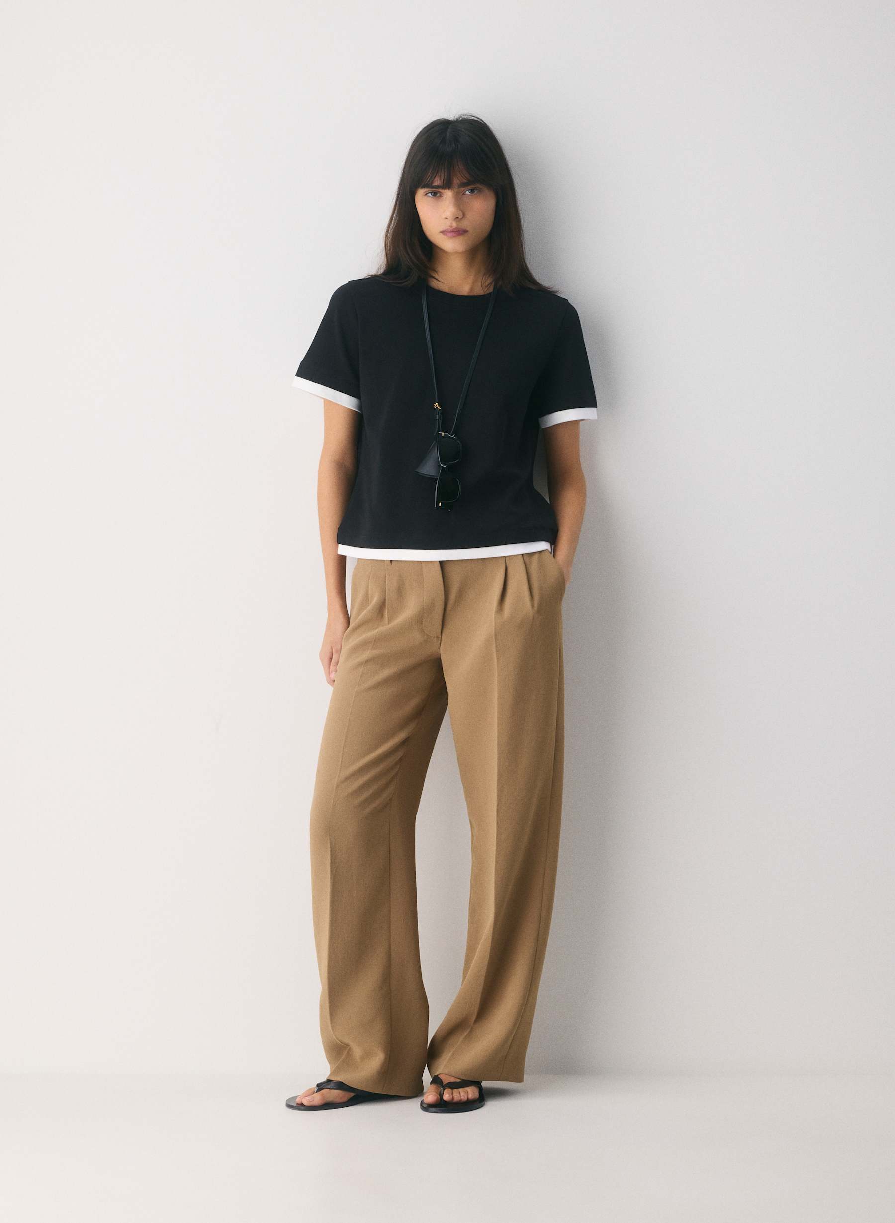 Aritzia The Effortless Pant™ Lo-Rise — photo 1