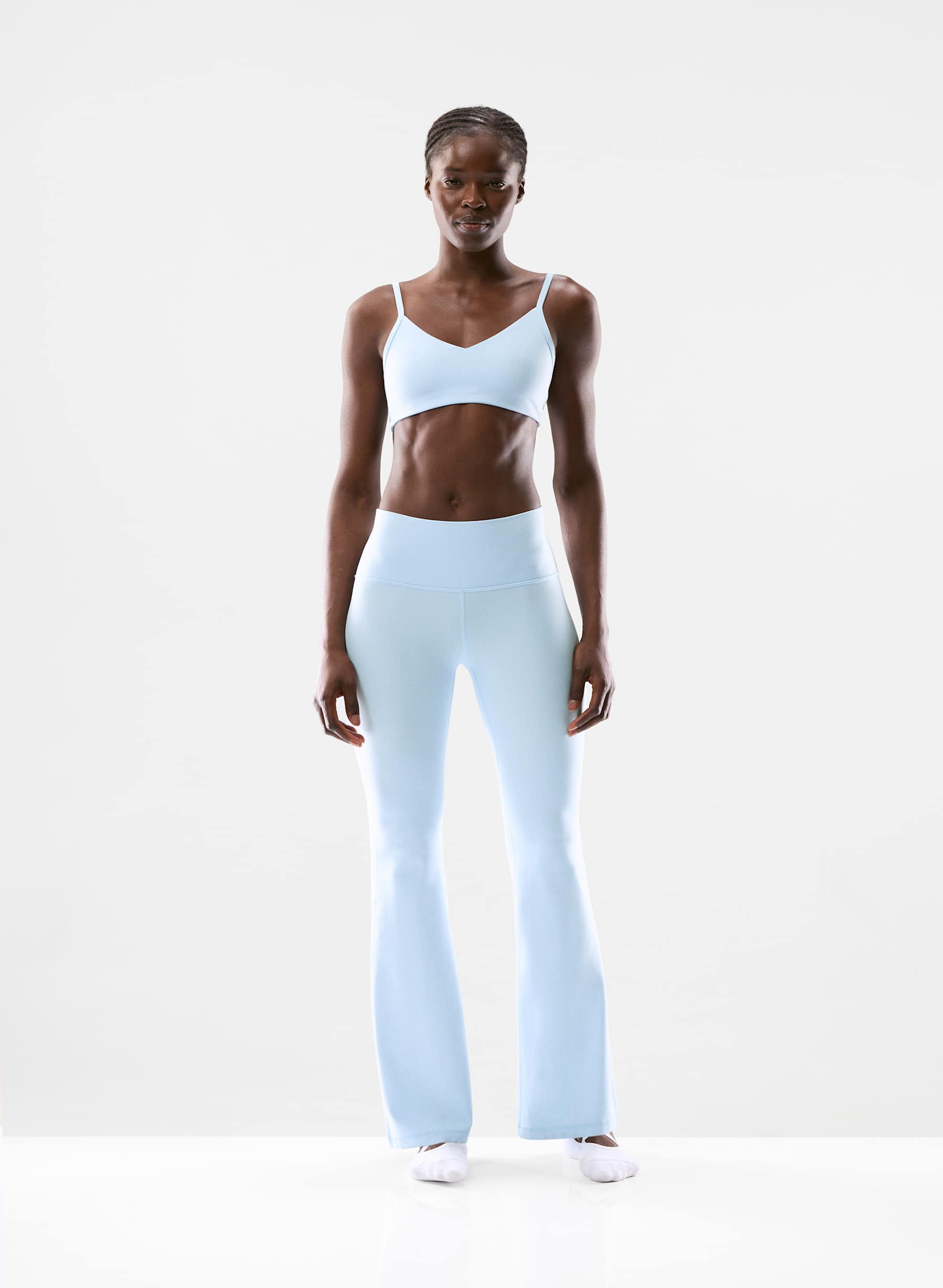 Golden BUTTER Cheeky Hi-Rise Flare 32" Legging — photo 1