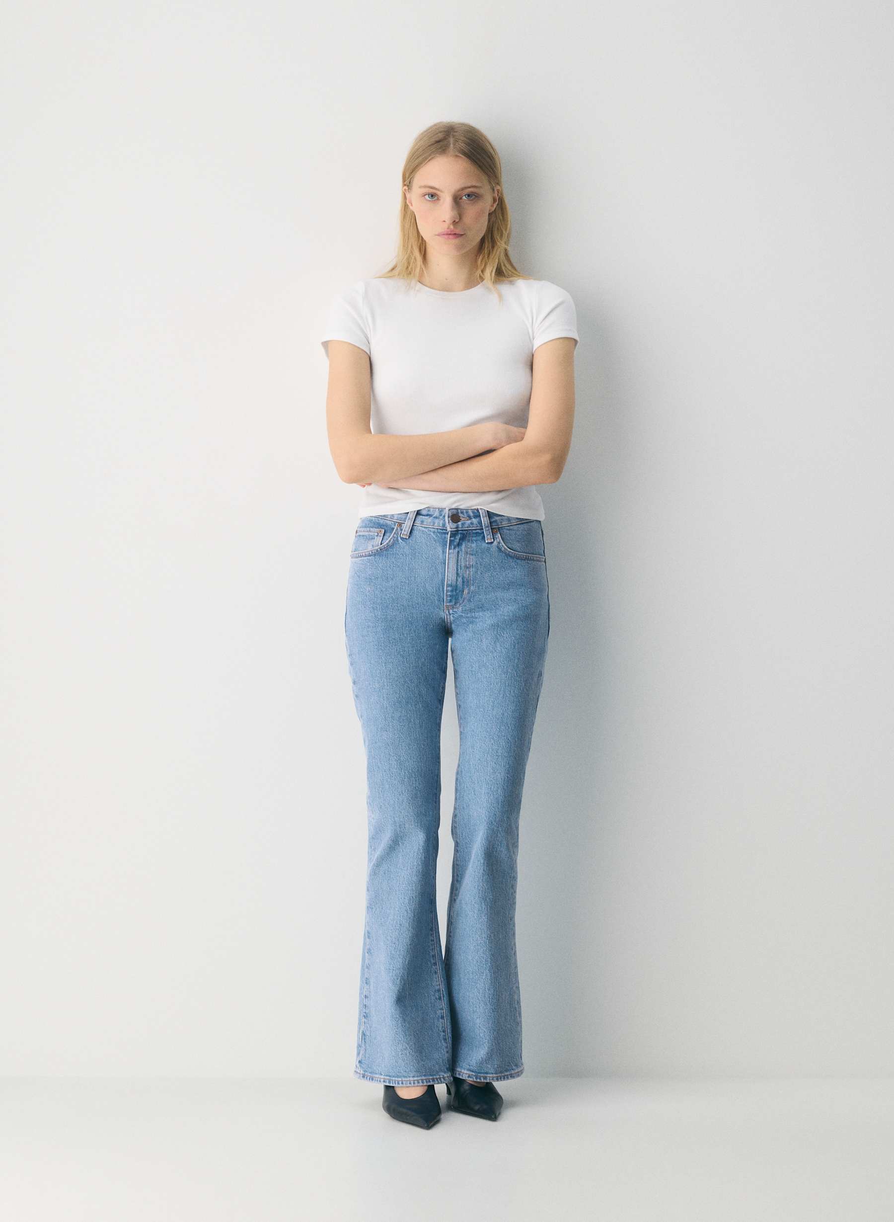 Denim Forum Denise Mid-Rise Flare Jean — photo 1