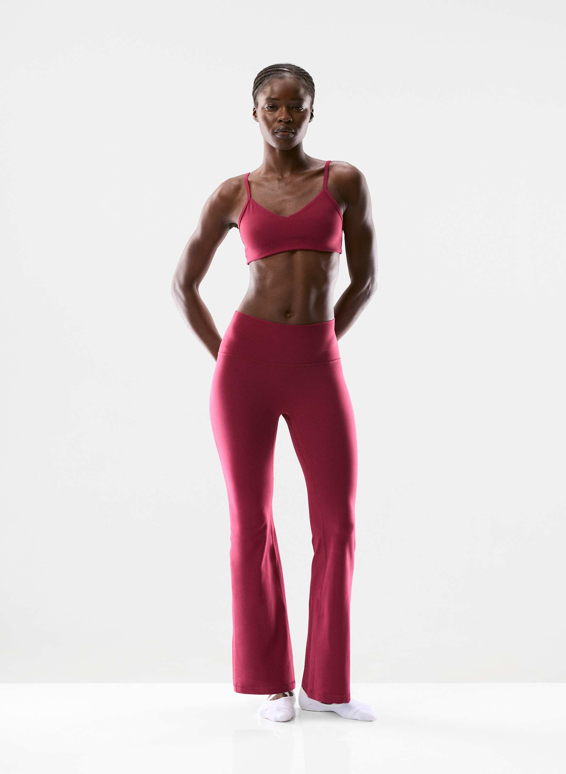 Golden BUTTER Cheeky Infinite Hi Flare 30" Legging — photo 1