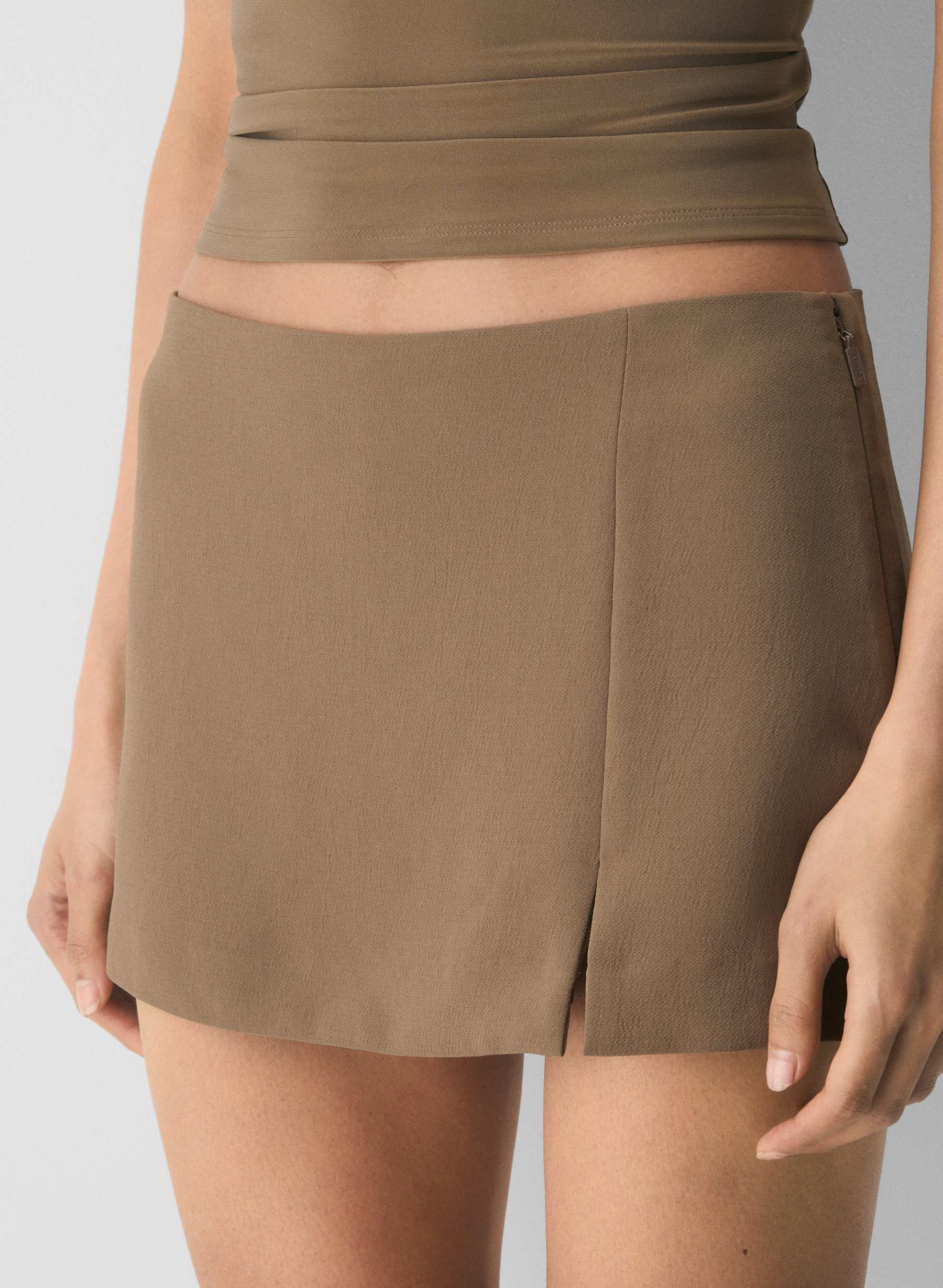Aritzia Daphne Skort — photo 4