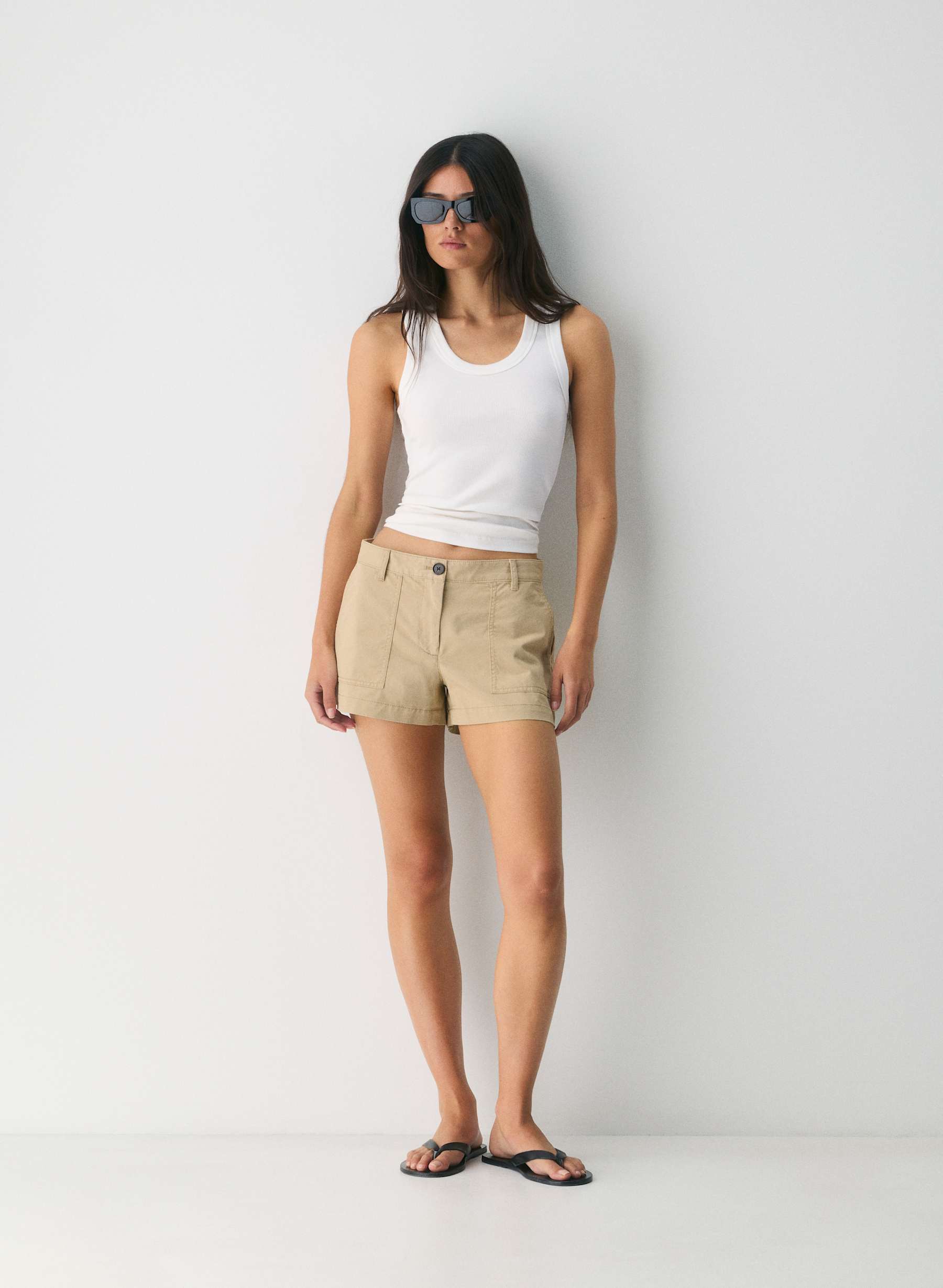 Aritzia Wheaton Chino Short — photo 1