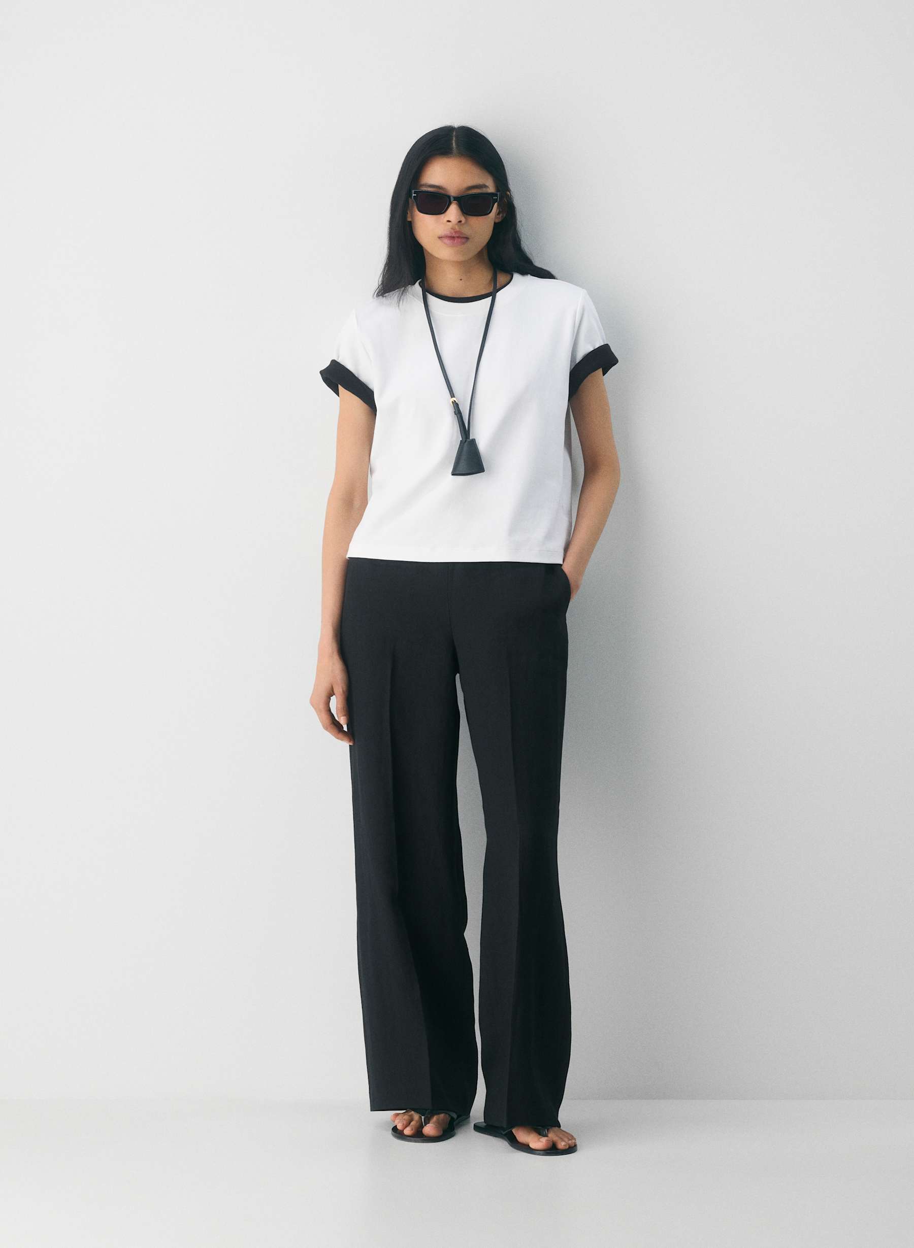 Aritzia Bellwether Leather Key Clochette — photo 1