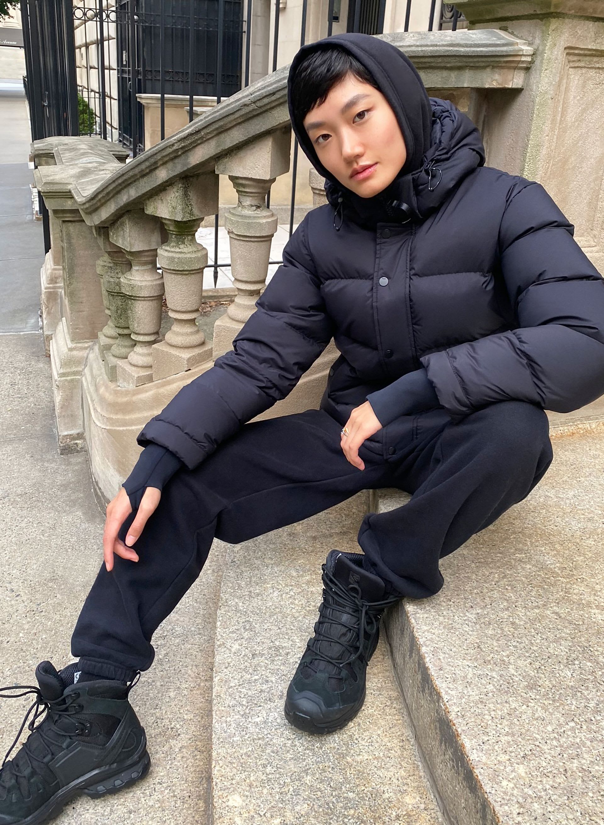 v*e様 ARITZIA THE SUPER PUFF ブラックダウンジャケット The Super Puff™ | Aritzia CA