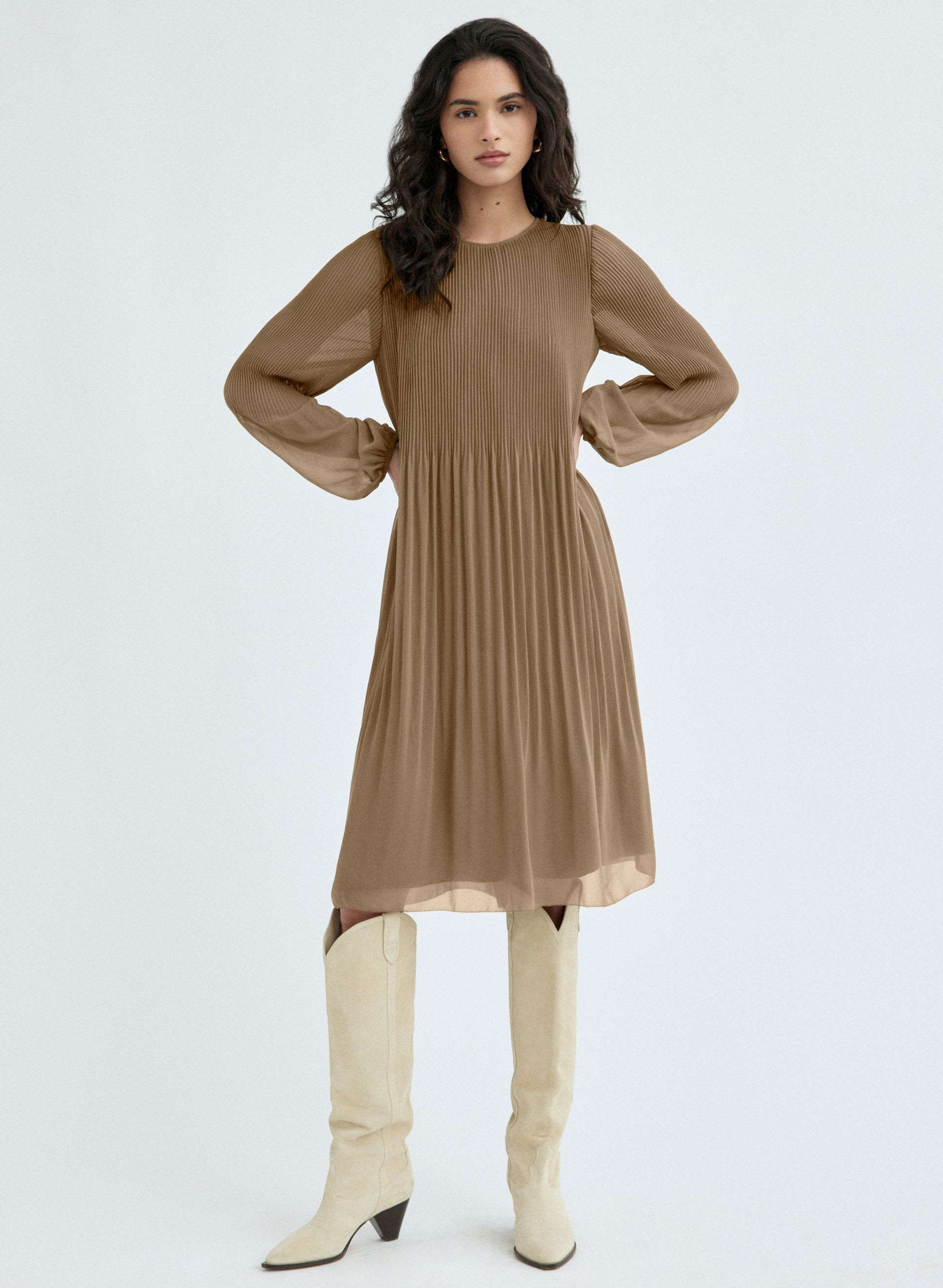 aritzia daydreamer midi dress Daydreamer Midi Dress