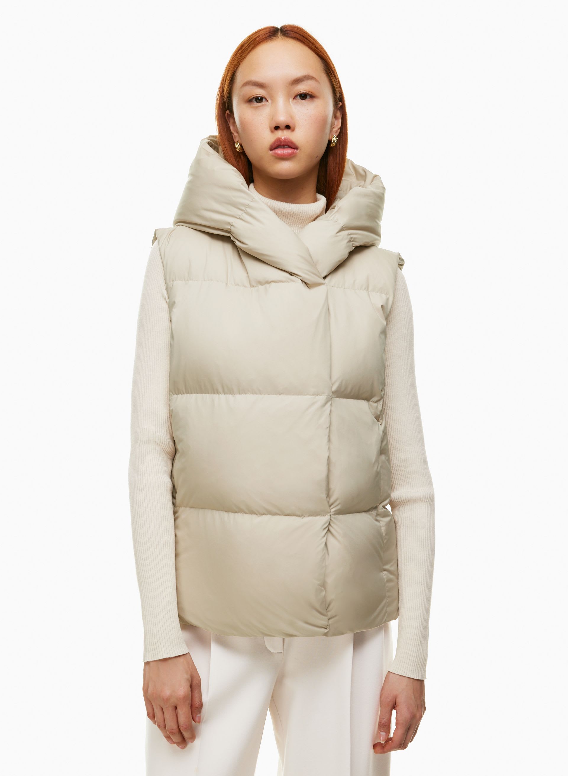 The Duvet Puffer Vest | Aritzia CA