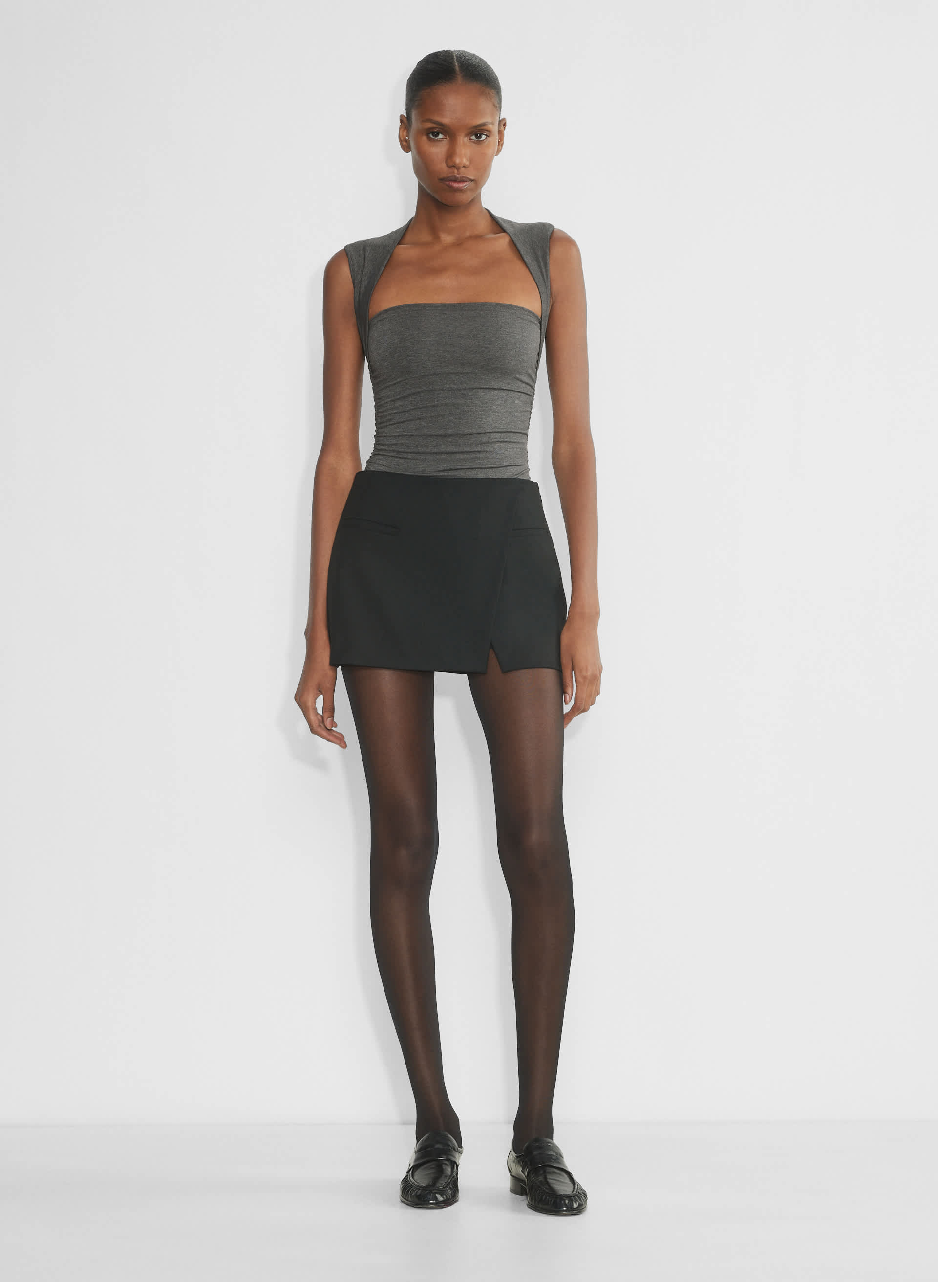 【人気完売】ARITZIA Contour Flourish Top 黒 Contour Flourish Top | Aritzia US
