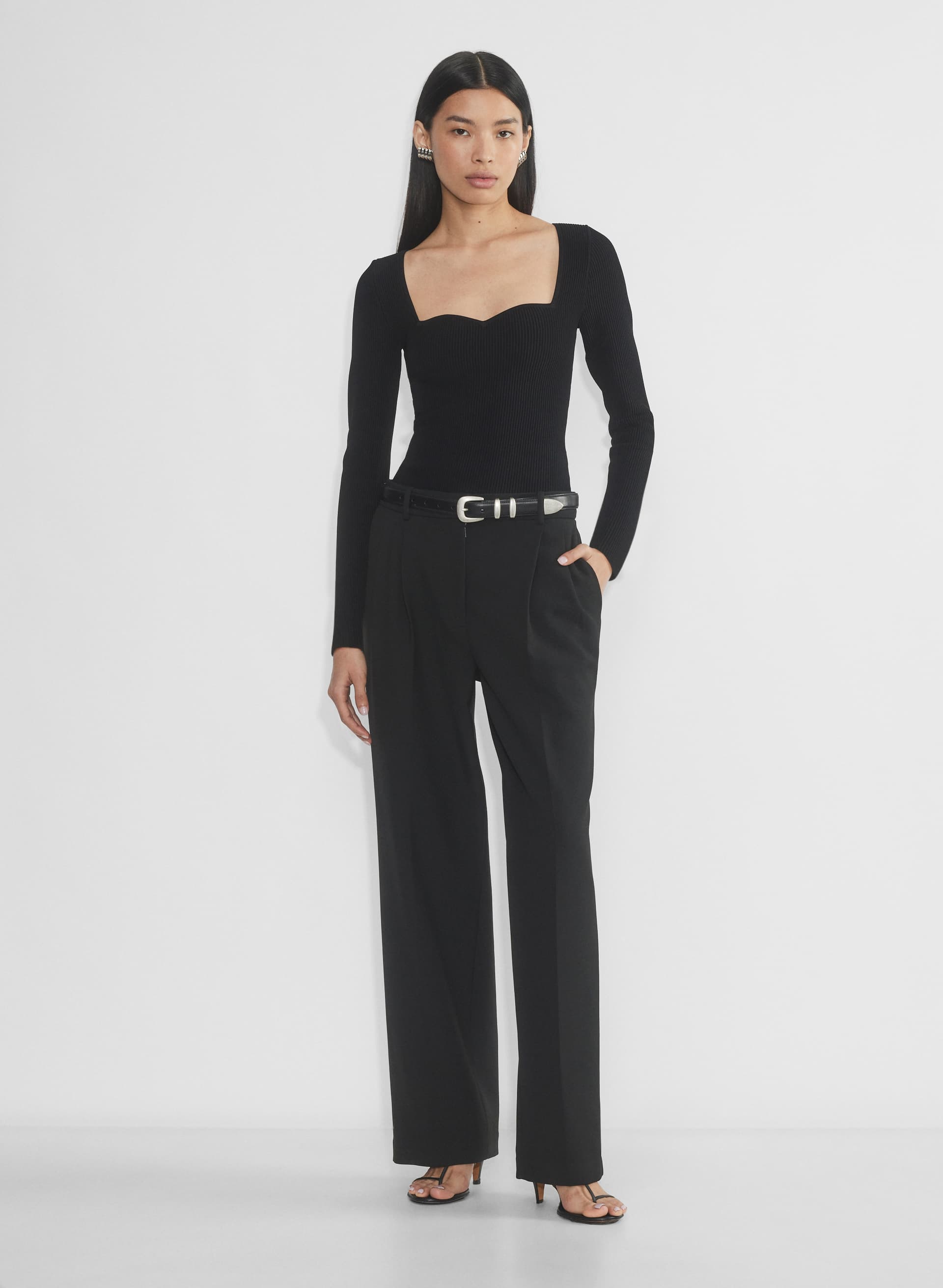Sculpt Knit Sweetheart Longsleeve | Aritzia US