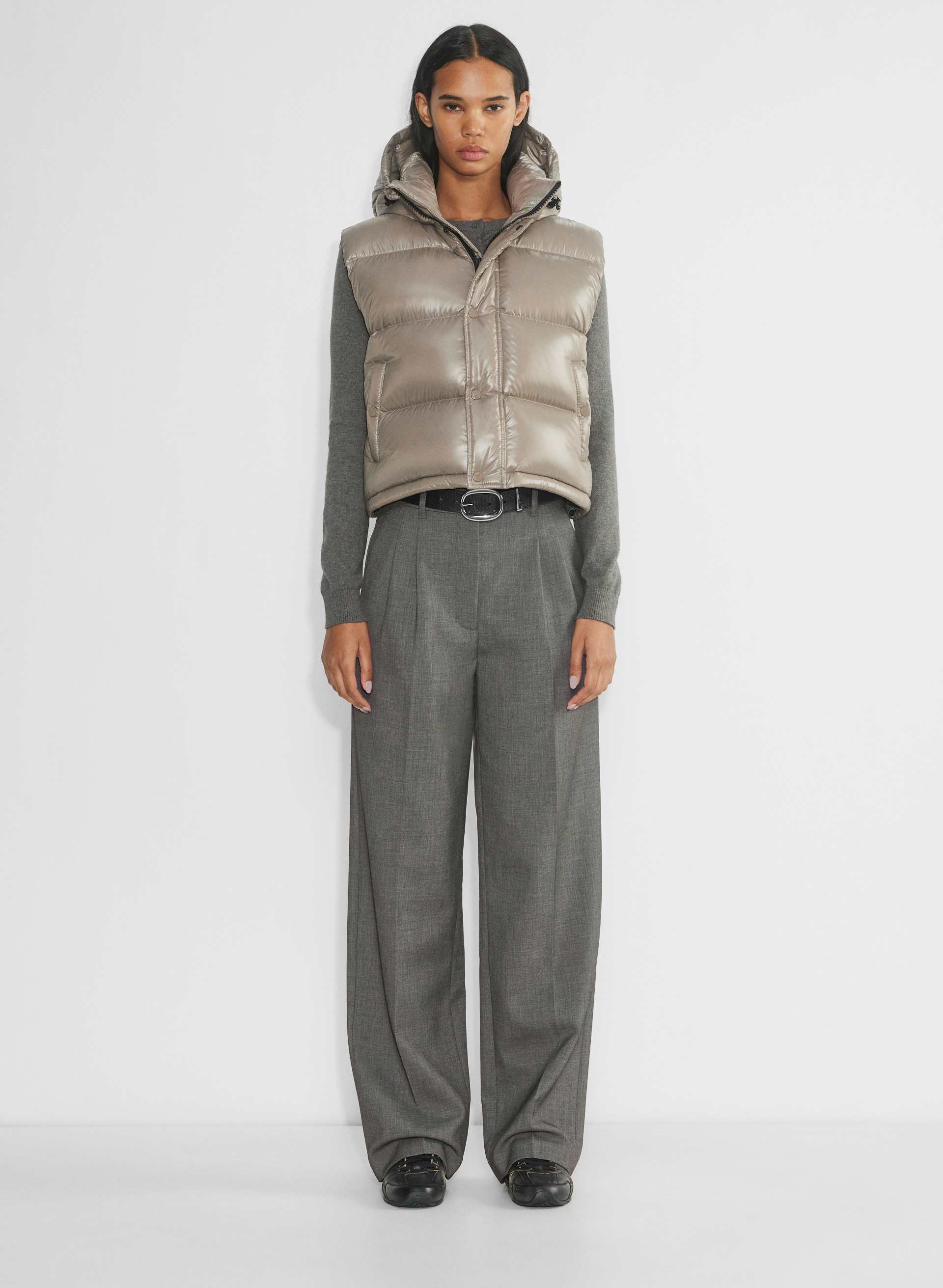 The Super Puff™ Shorty Vest - Hi-Gloss | Aritzia CA