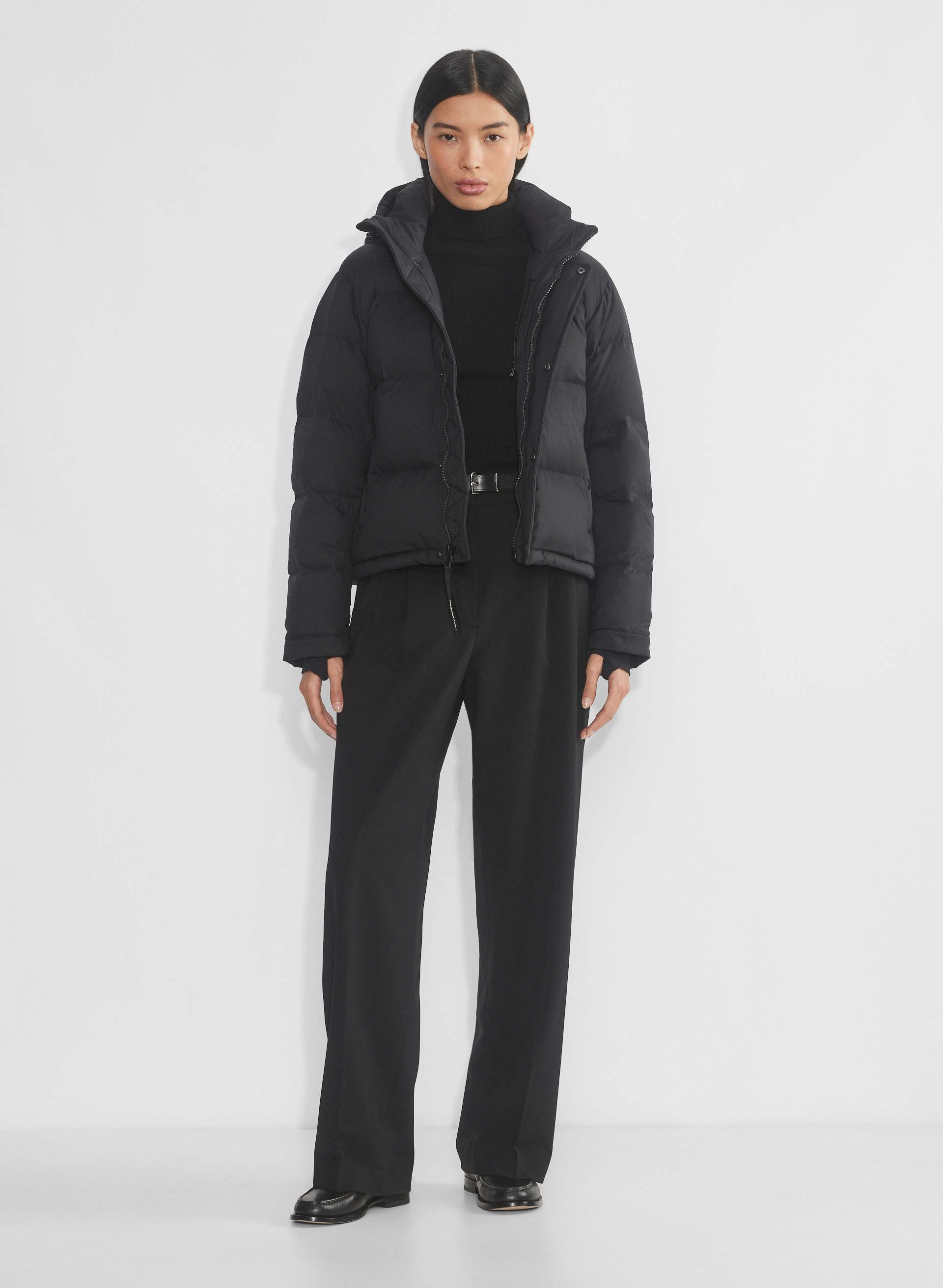 The Super Puff™ Shorty - cliMATTE™ | Aritzia INTL