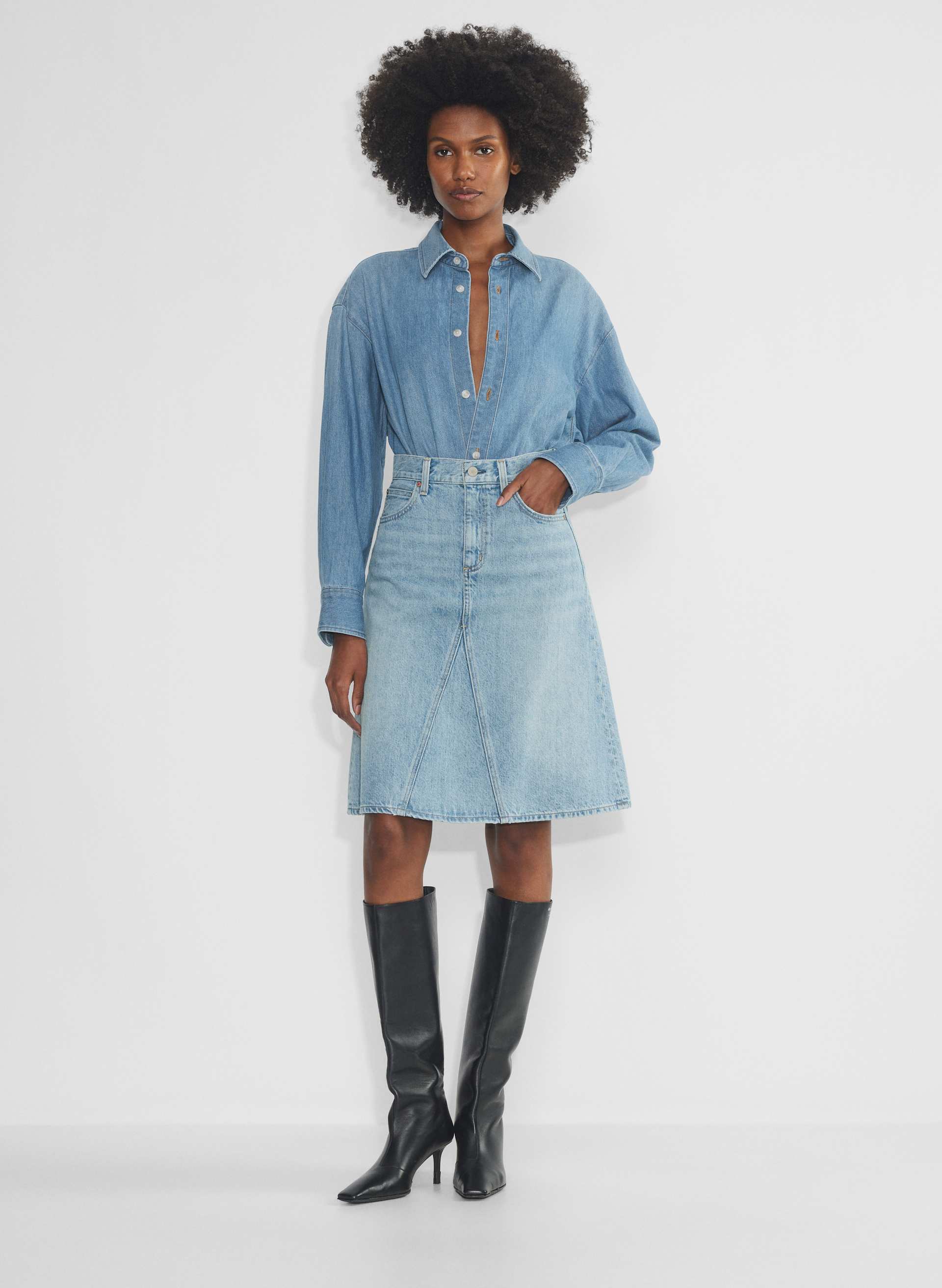 Denim Forum The '90s Midi Denim Skirt | Aritzia US