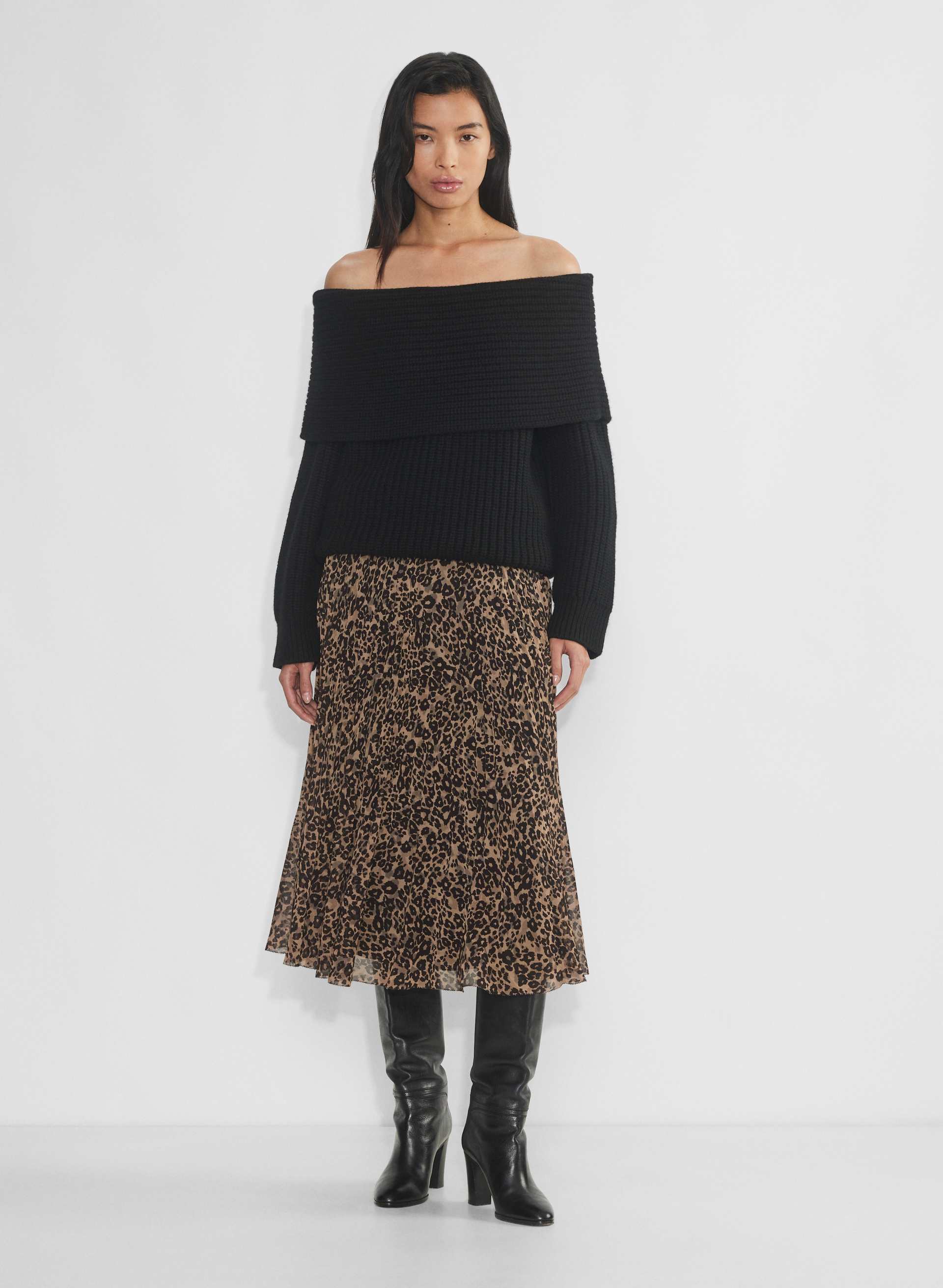 New Twirl Pleated Skirt | Aritzia US