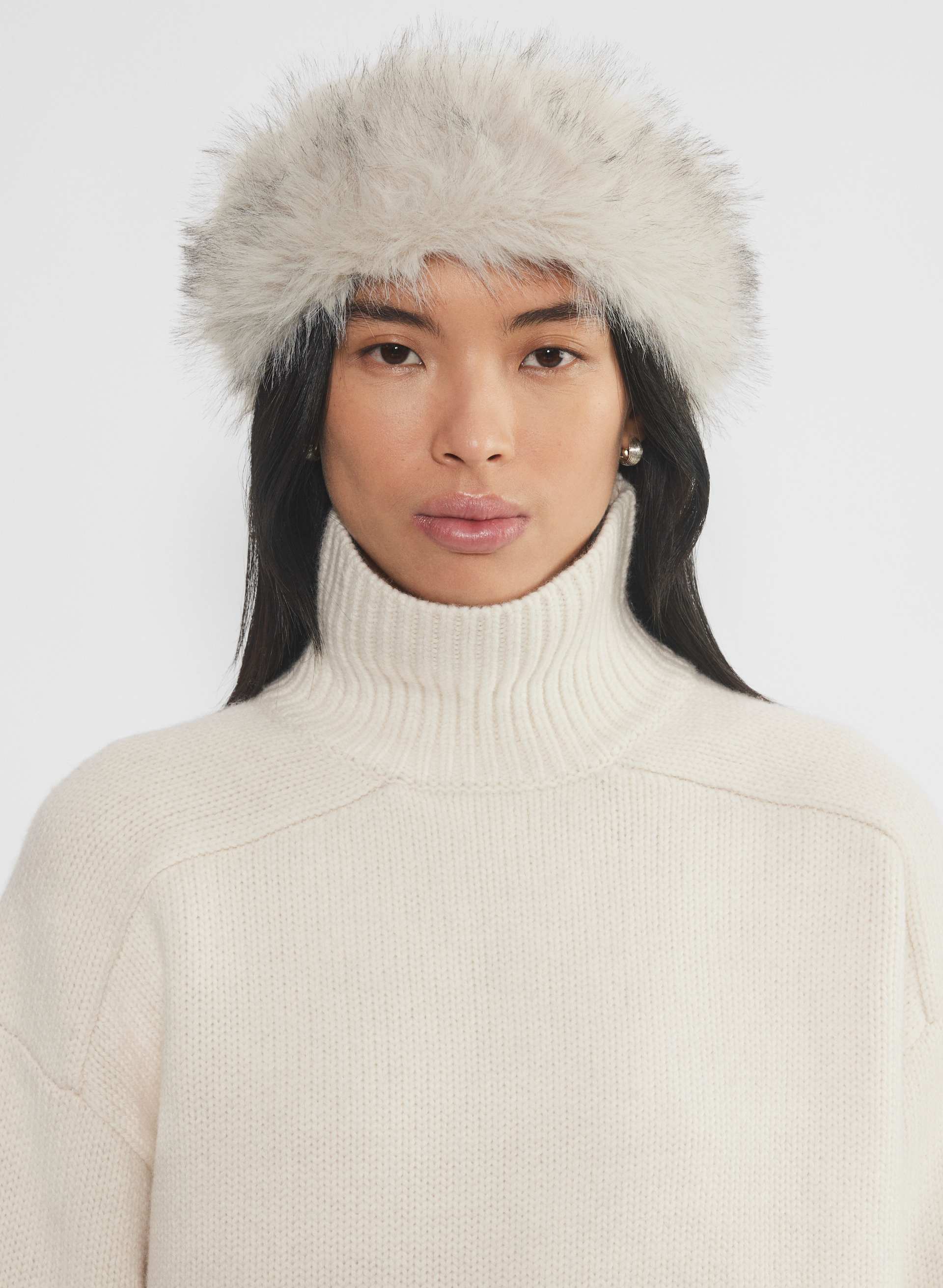 Real Faux Fur Cuffed Beanie | Aritzia US