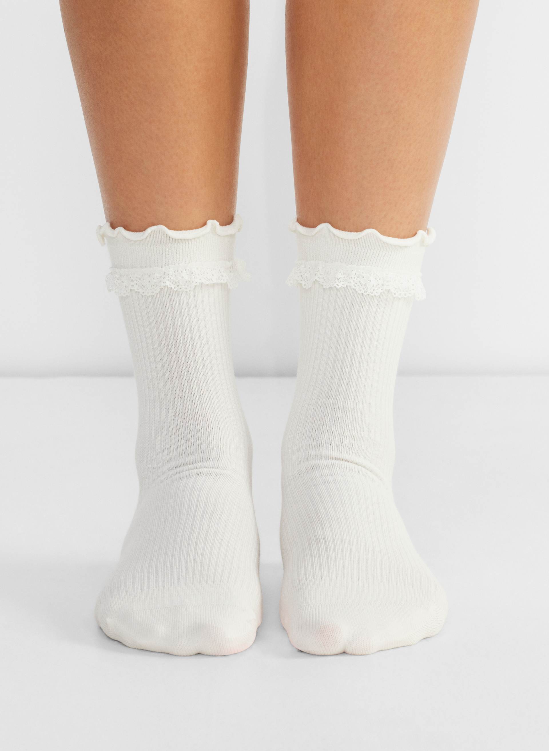 Petal Crew Sock 3-Pack | Aritzia US