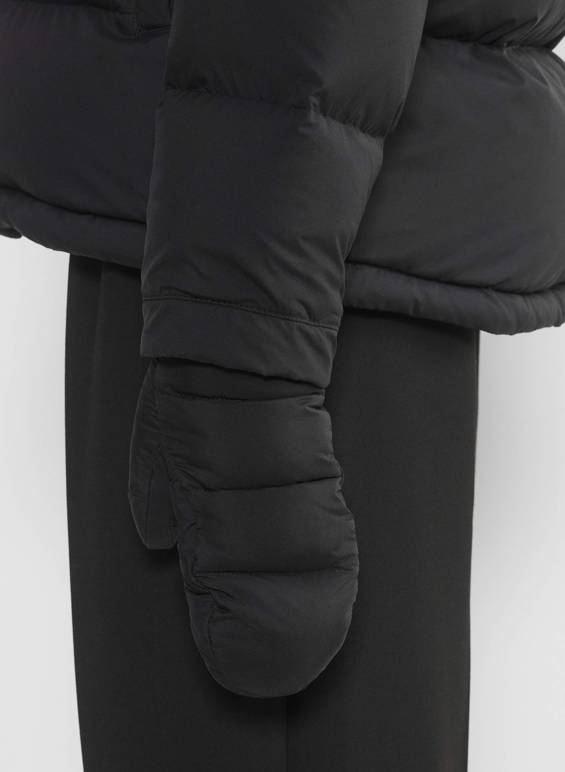 The Super Puff™ Mitten - cliMATTE™