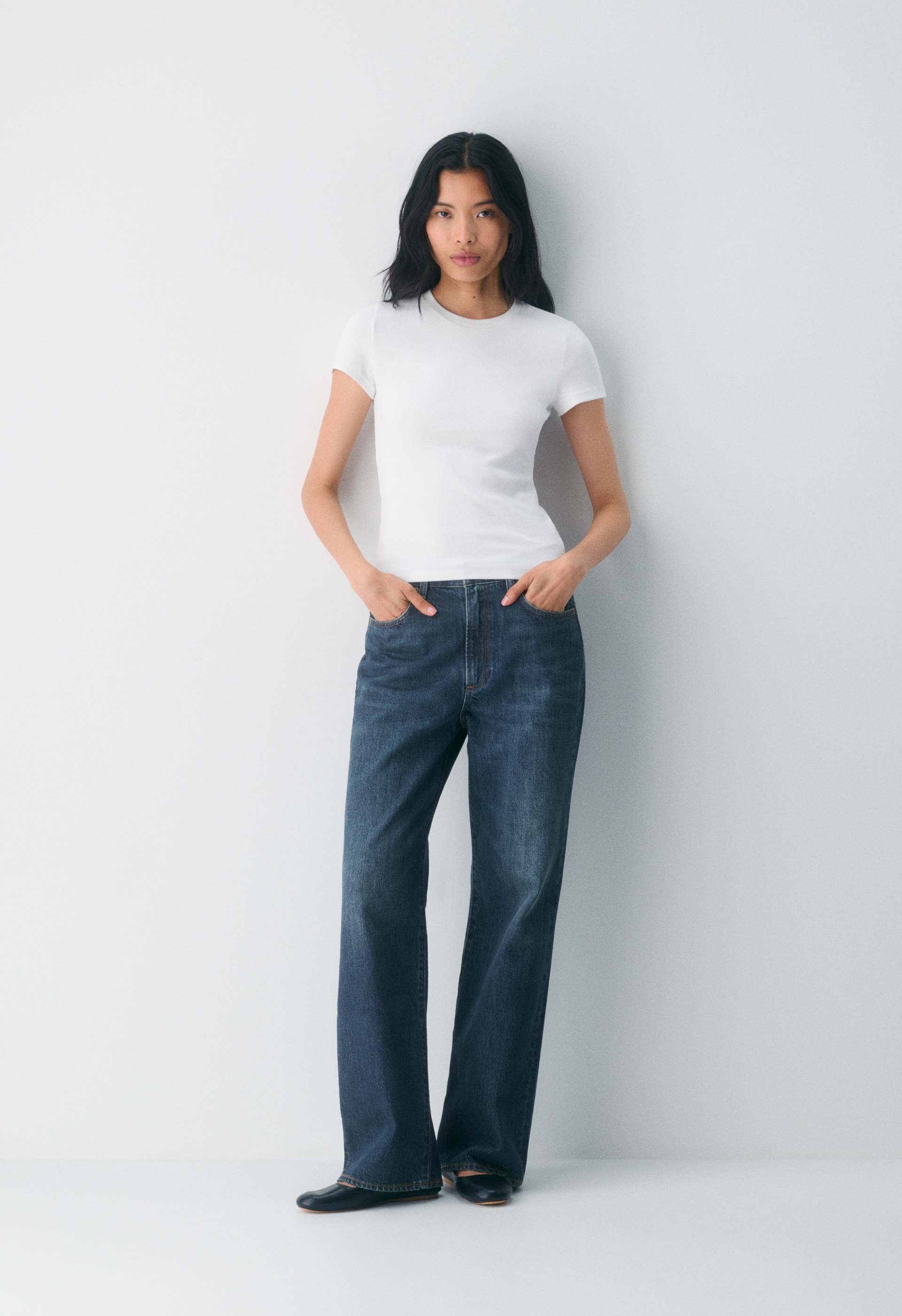 HomeStretch™ Rib Crew T-Shirt | Aritzia US