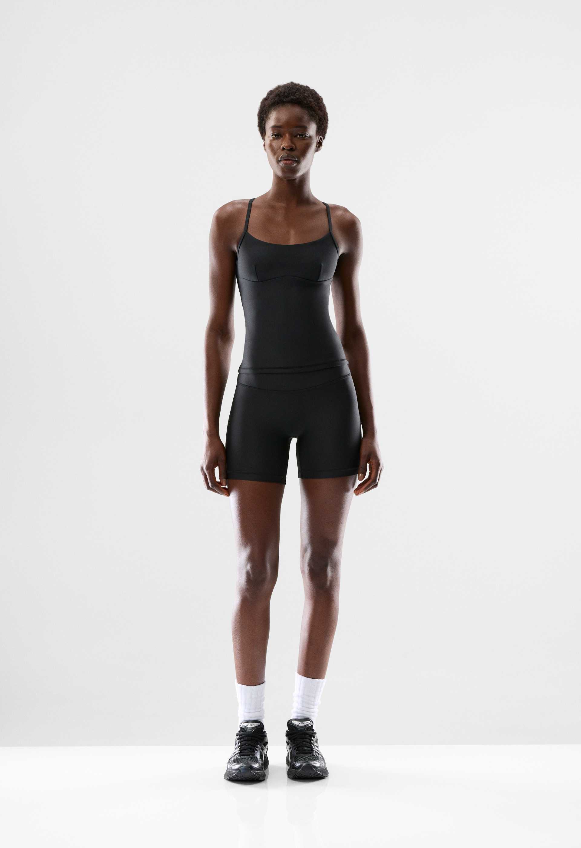 GloTone™ Flip Sports Tank