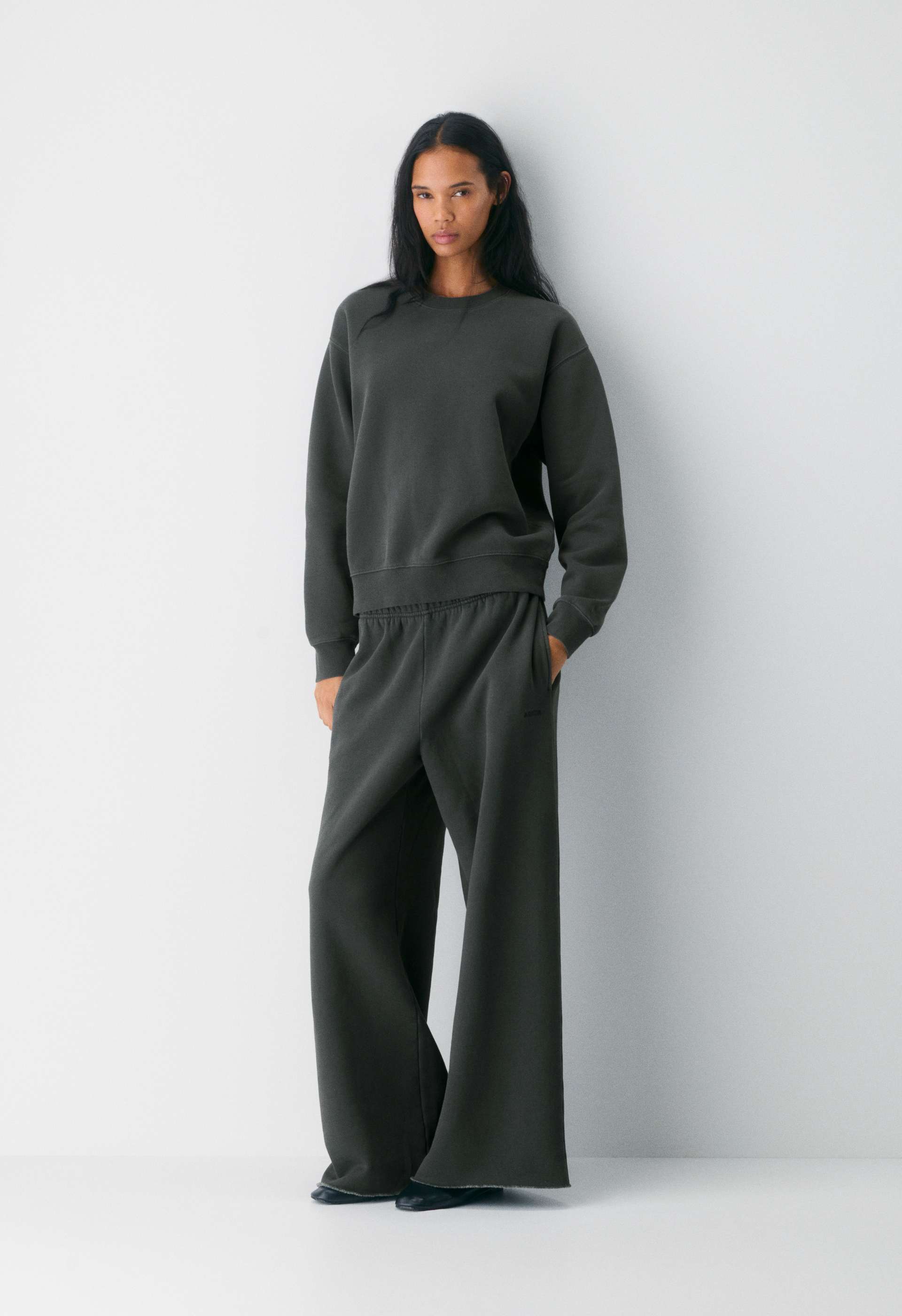 Cozy Sweatfleece Perfect Crew Sweatshirt | Aritzia US