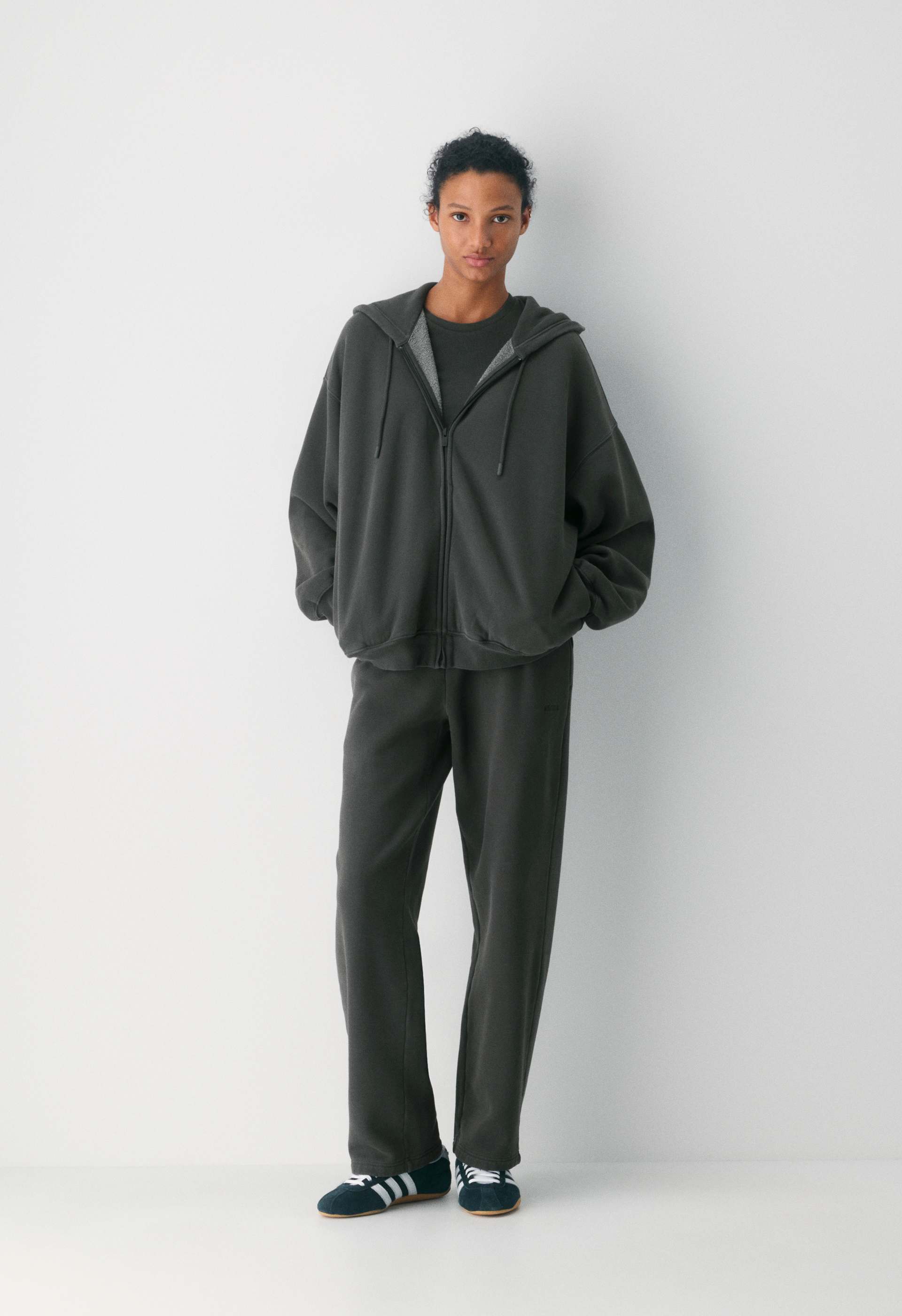 Cozy Sweatfleece Mega Zip Hoodie