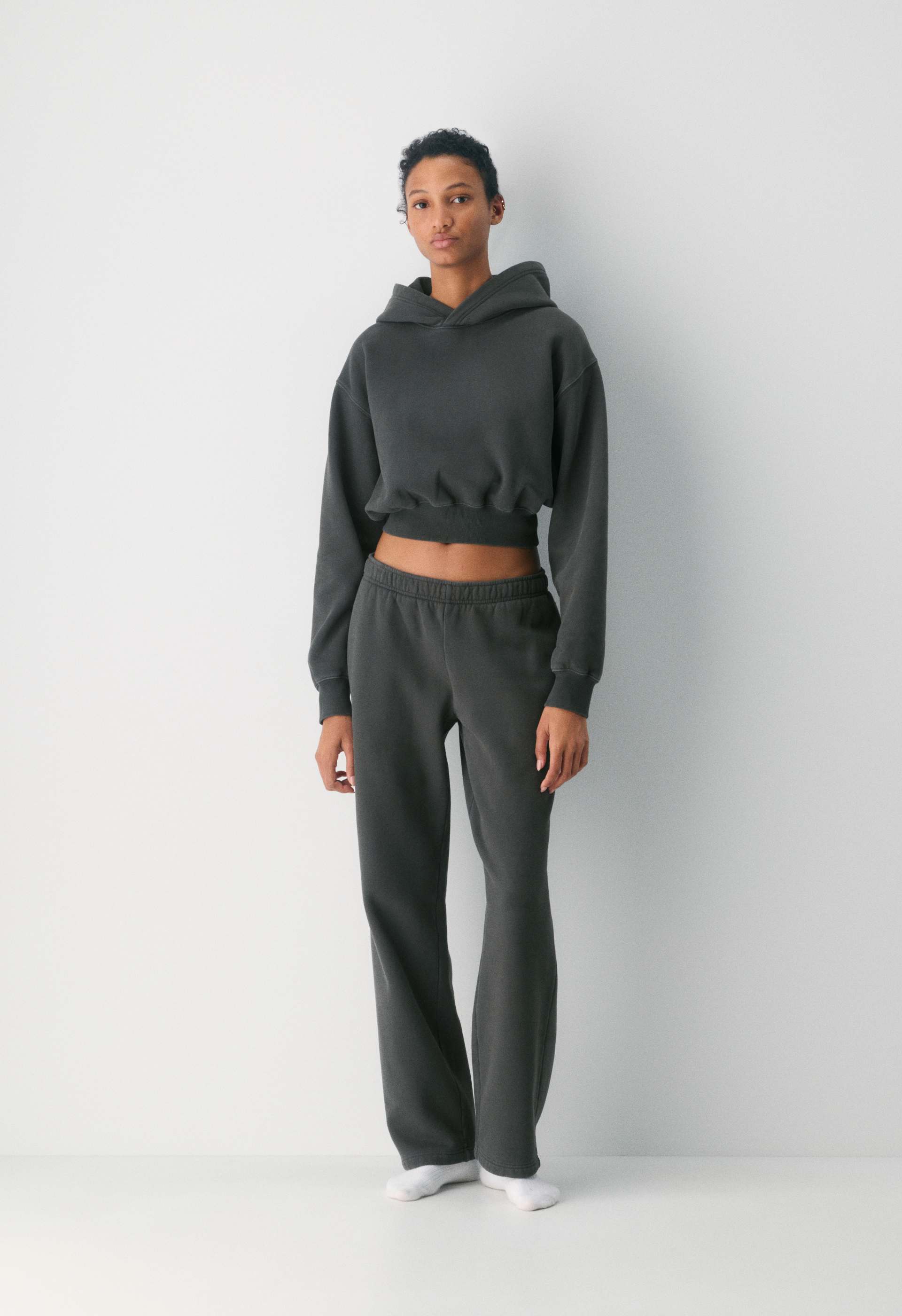 Cozy Sweatfleece Perfect Crop Hoodie