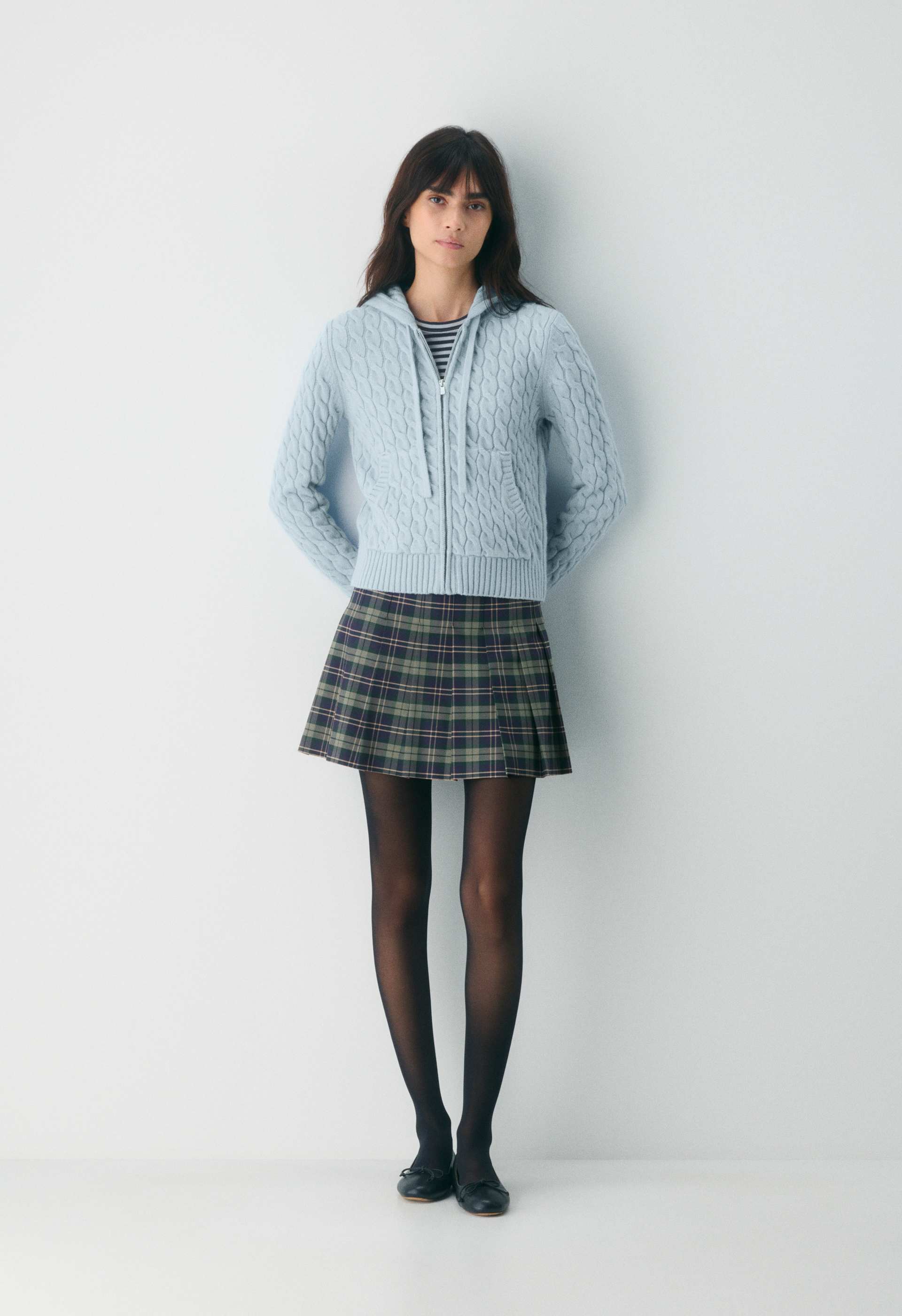 トップス Cottage Zip-Up Hoodie M f25_a03_128599_12947_on_a