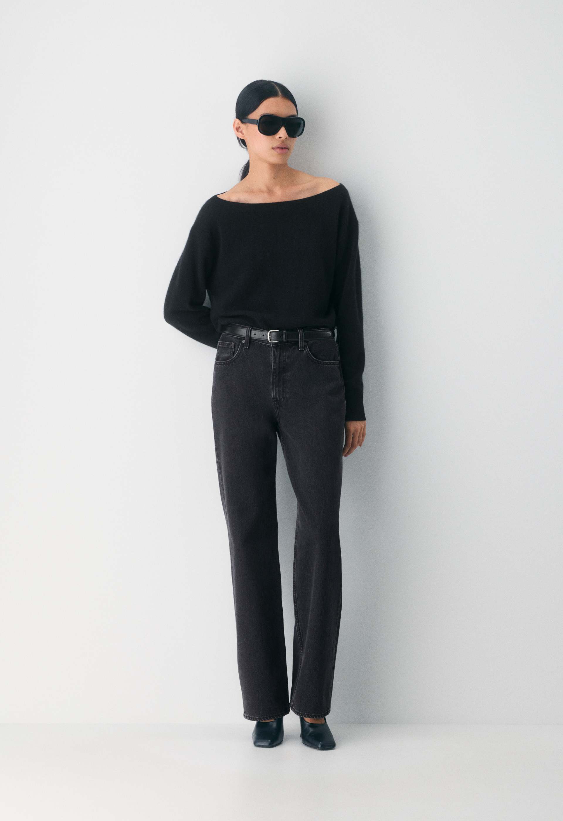 Feather Cashmere Relaxed Boatneck Sweater