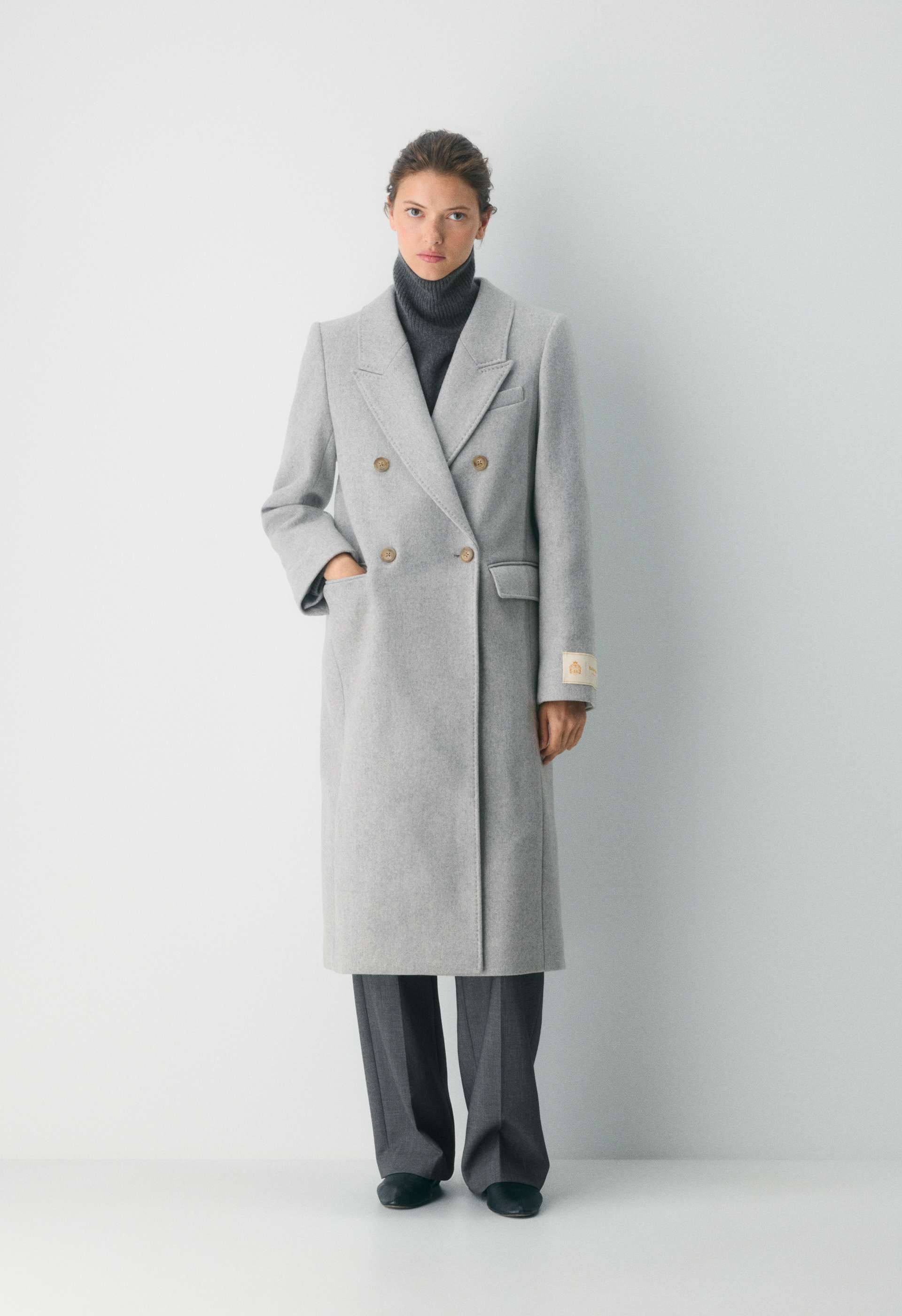 日本未販売 Babaton, Aritzia 100%ウールコート The Constant™ Coat - Virgin Wool Cashmere | Aritzia INTL