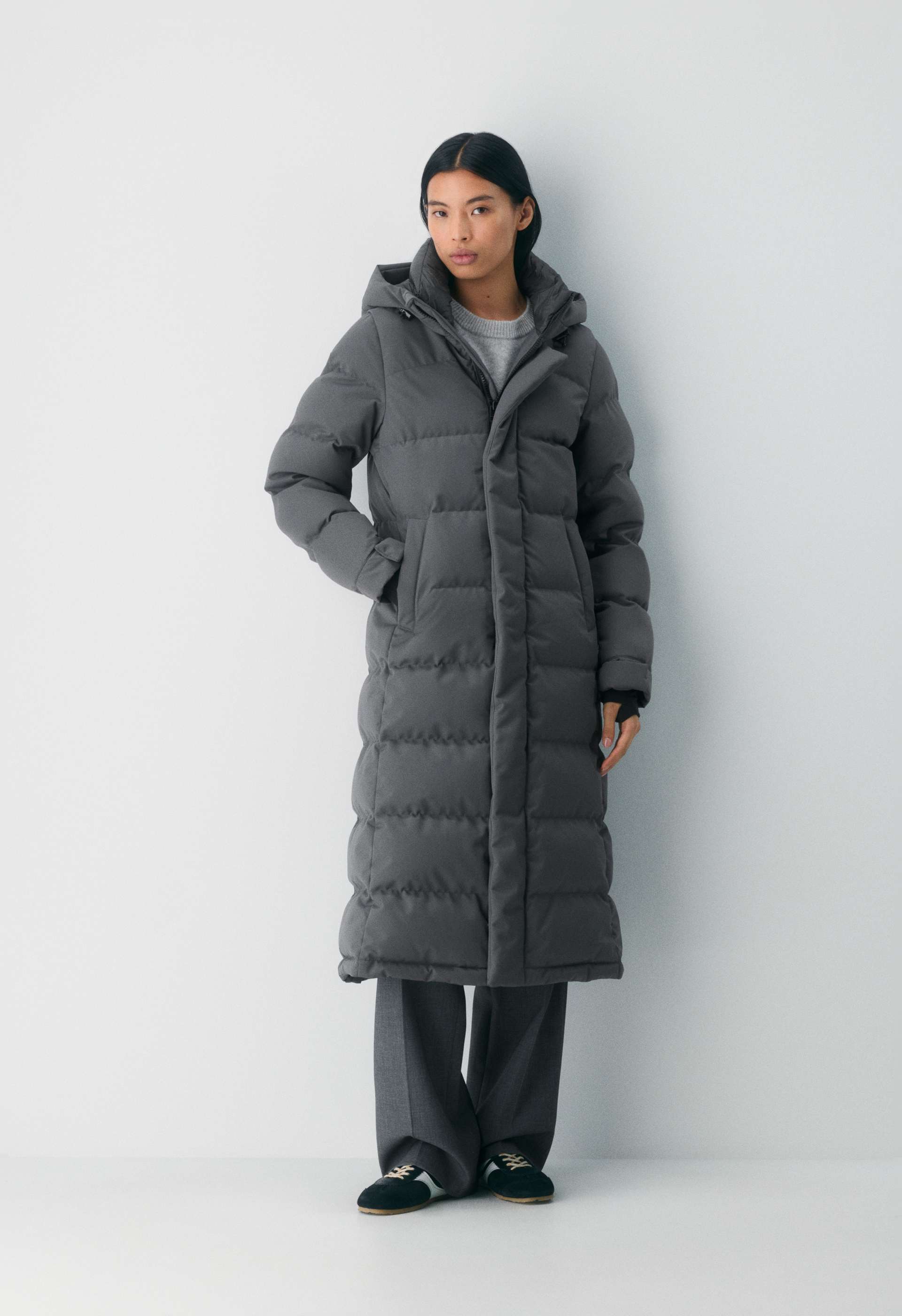 The Super Arctic Parka™ Long - Arctic Twill | Aritzia INTL