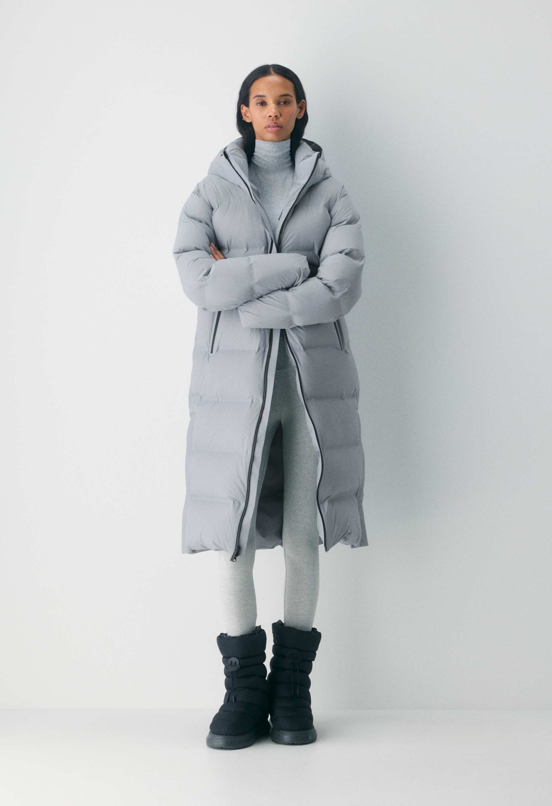 The Super Puff₂O™ Long - Rainstop™ | Aritzia US