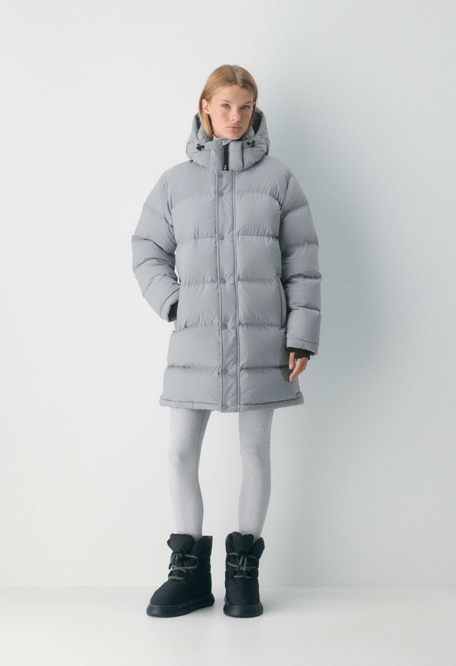 The Super Puff™ Mid - cliMATTE™ | Aritzia US