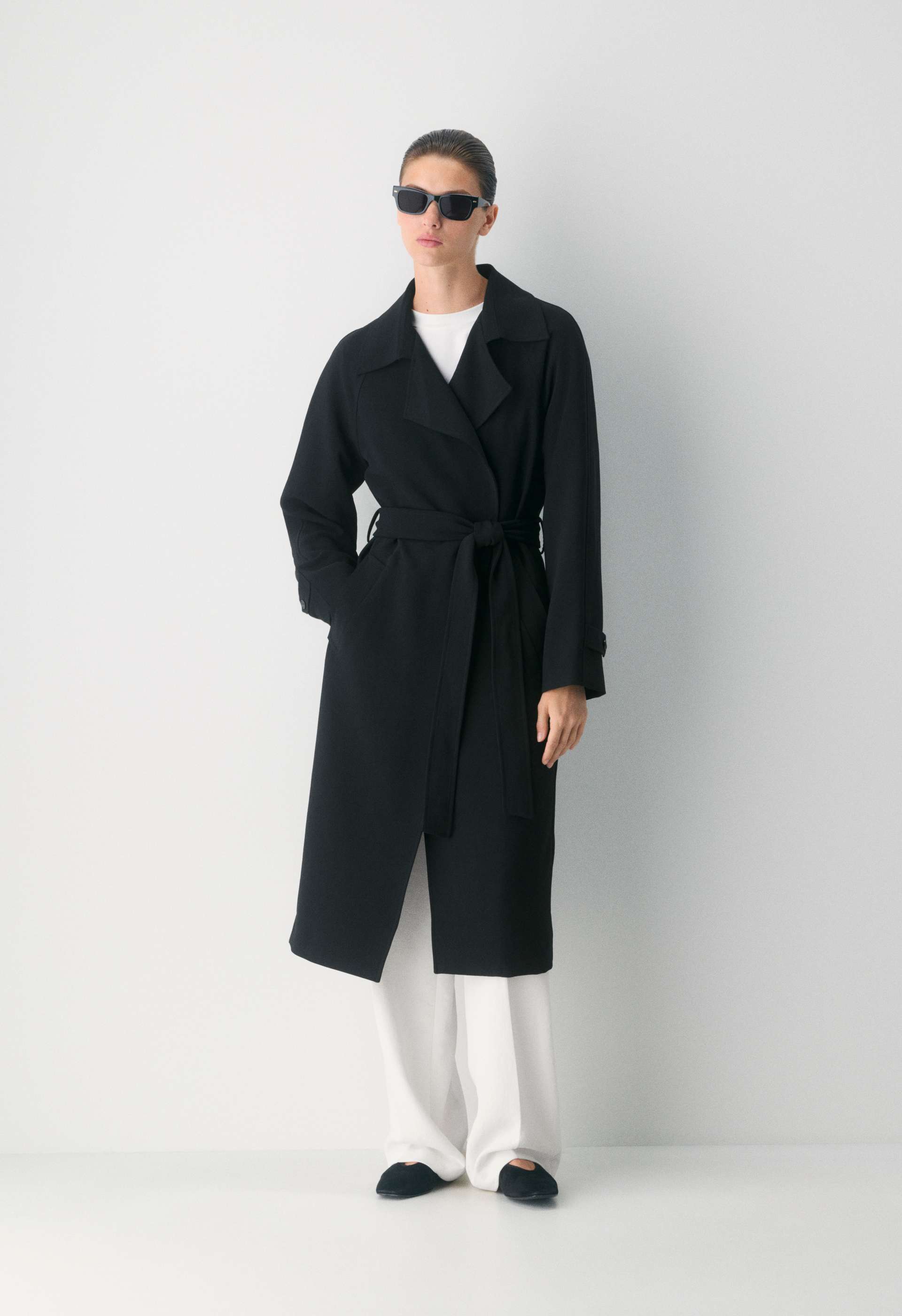 The Splendor Trench Coat - Crepette™ | Aritzia US