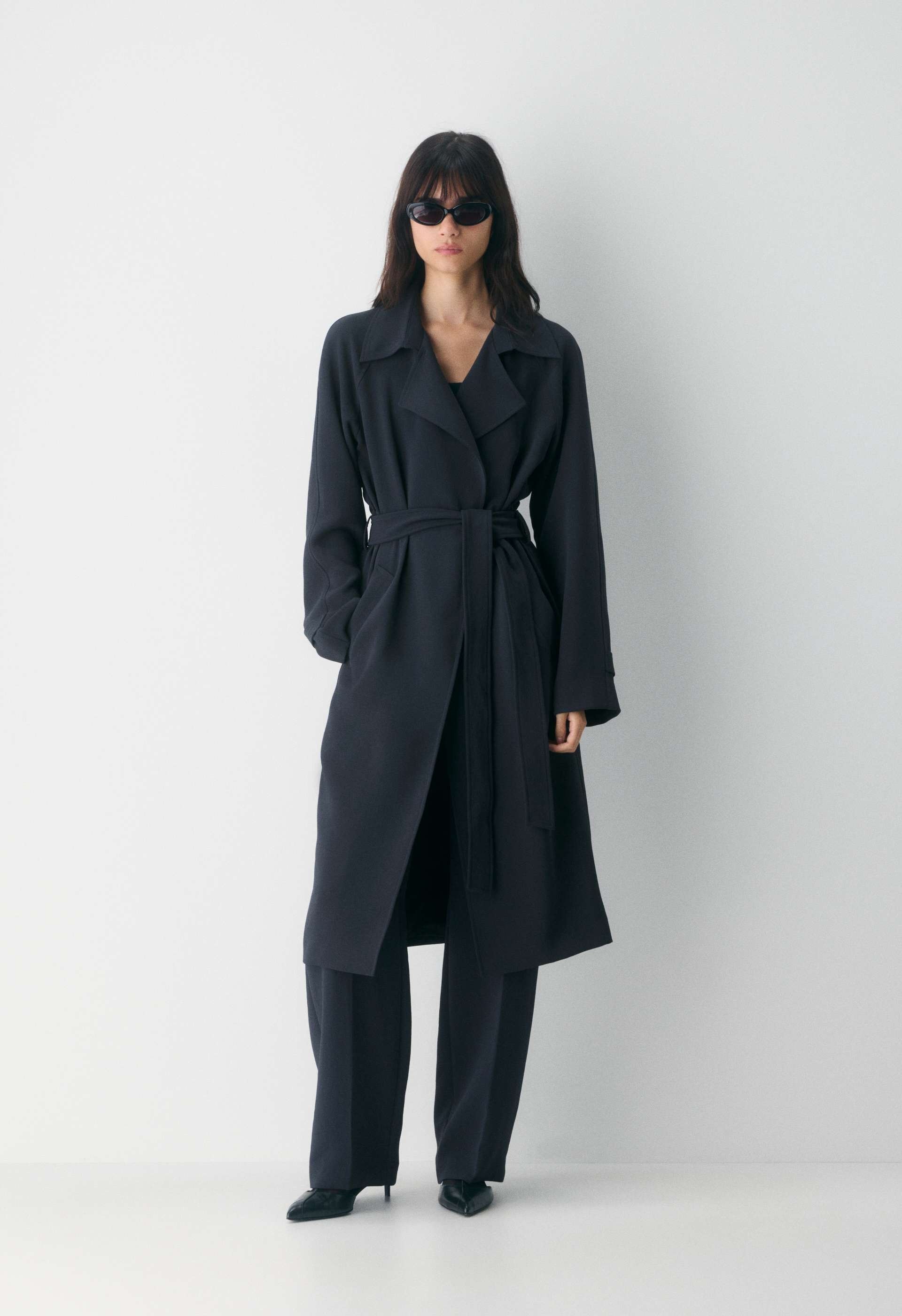The Splendor Trench Coat - Crepette™ | Aritzia CA